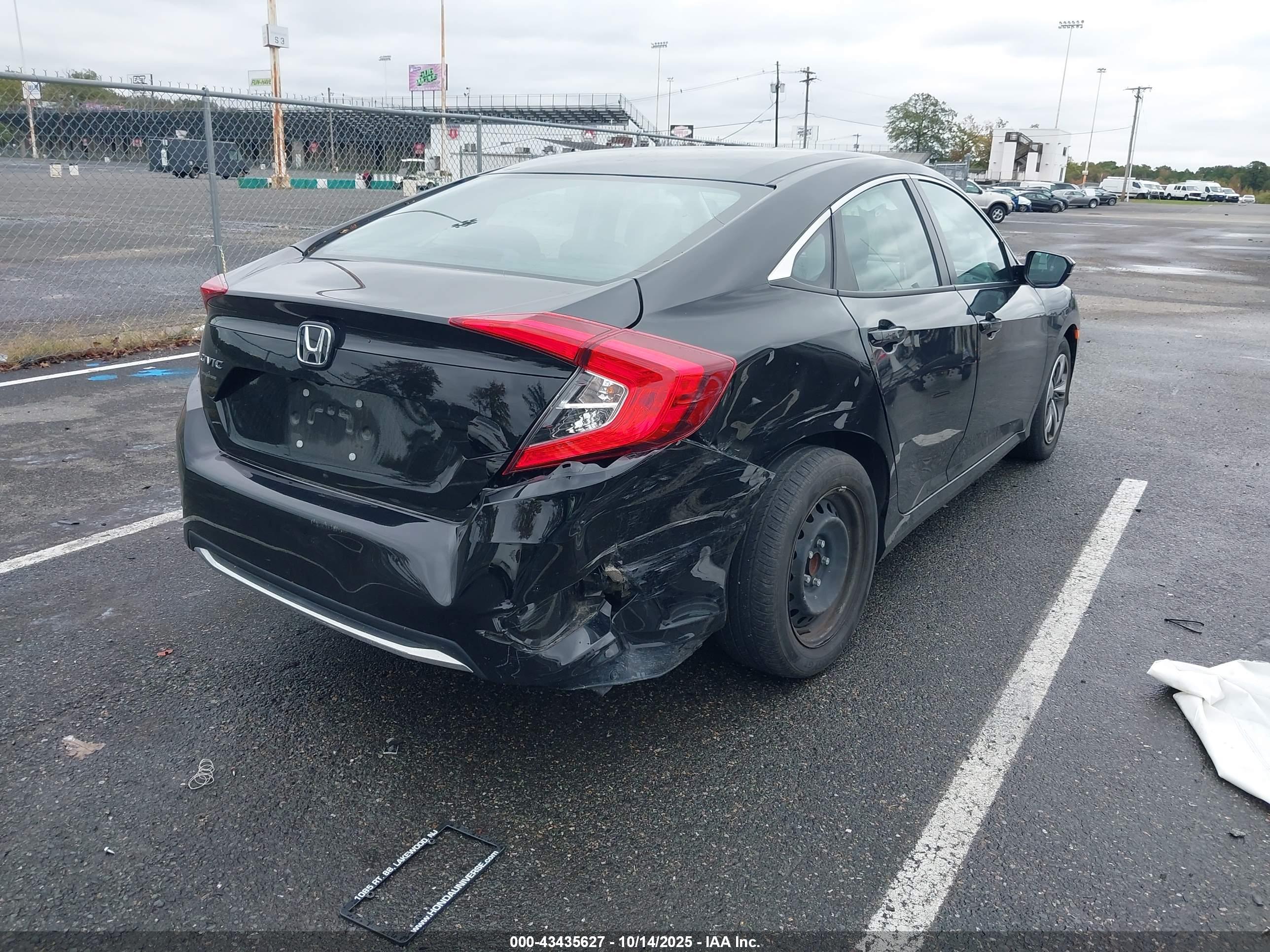 HONDA CIVIC image 4
