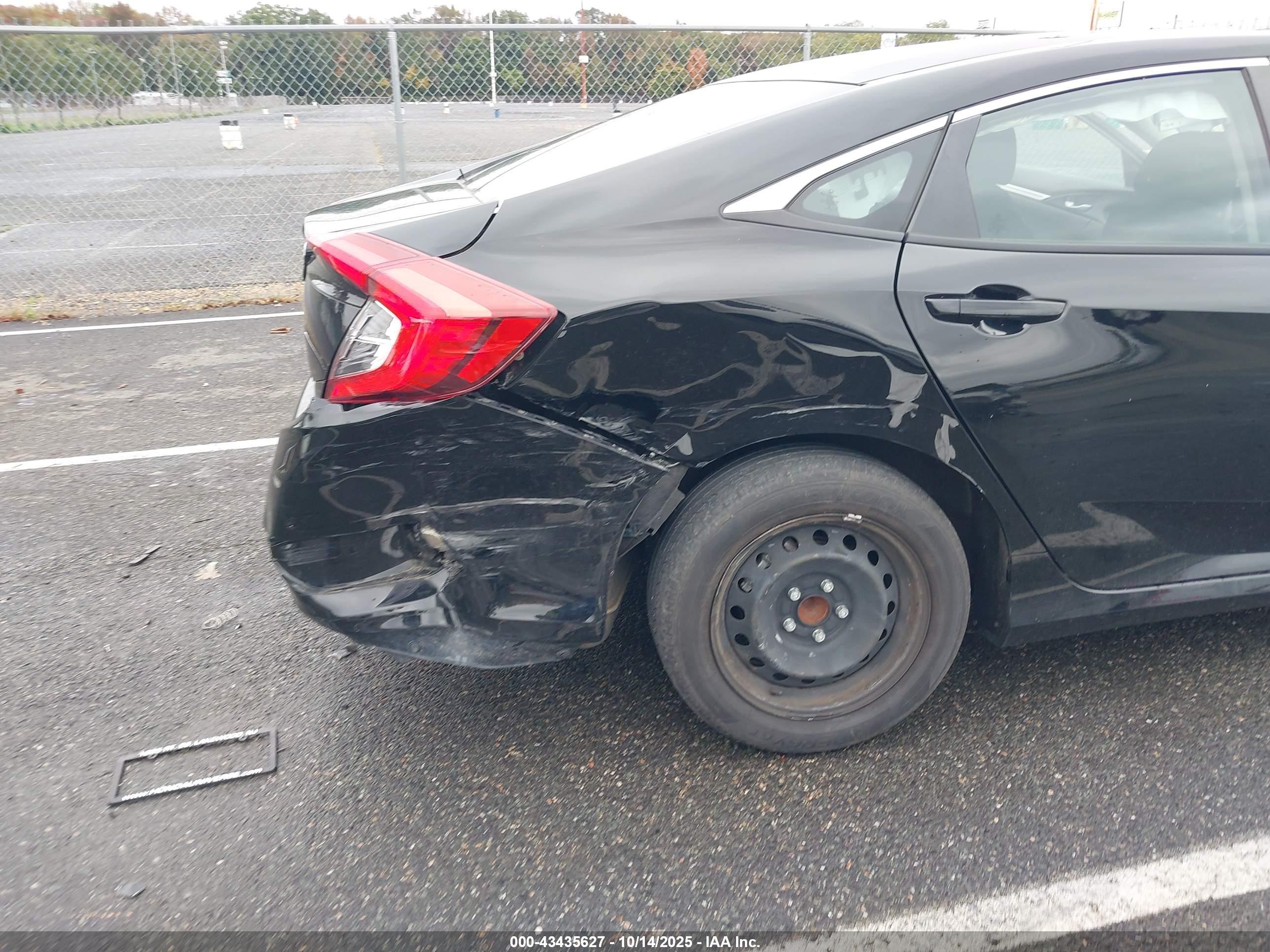 HONDA CIVIC image 6
