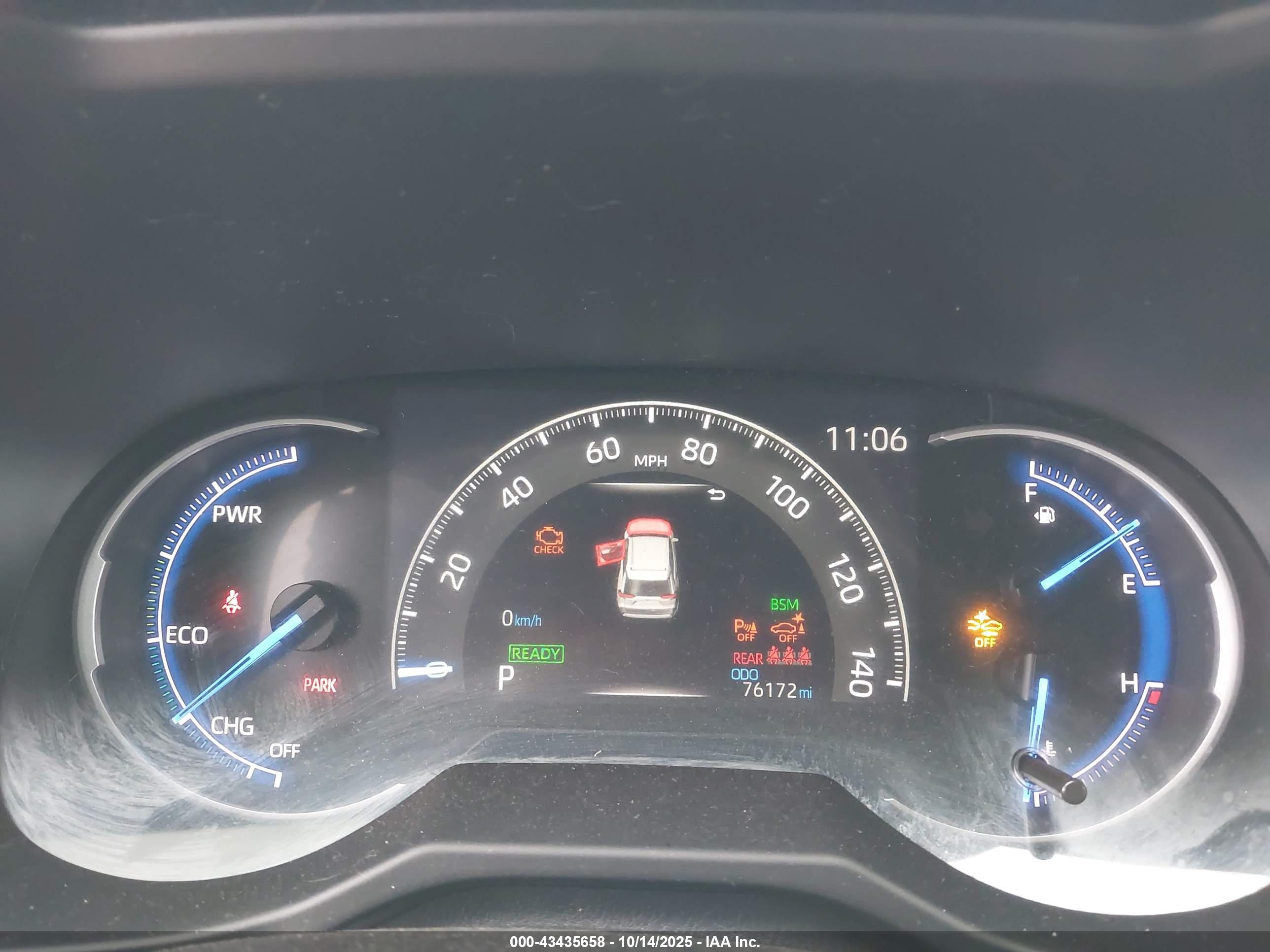 TOYOTA RAV4 image 7