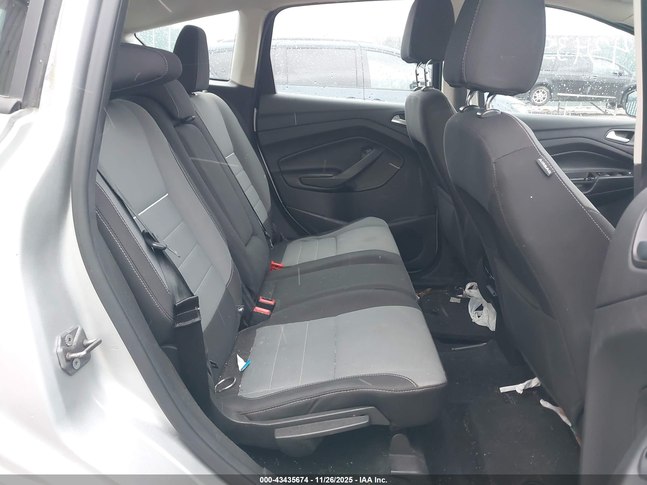FORD C-MAX image 8