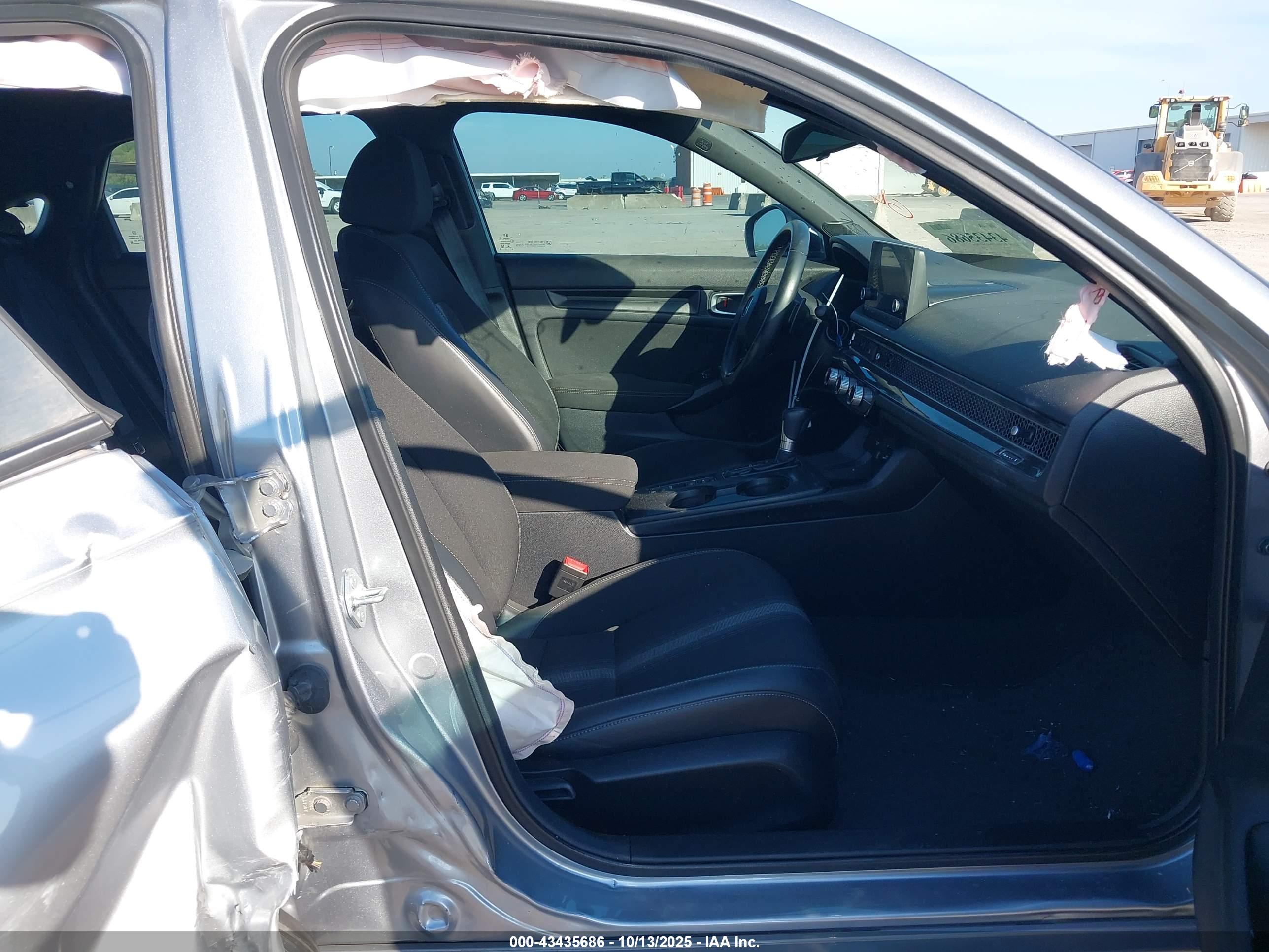 HONDA CIVIC image 5