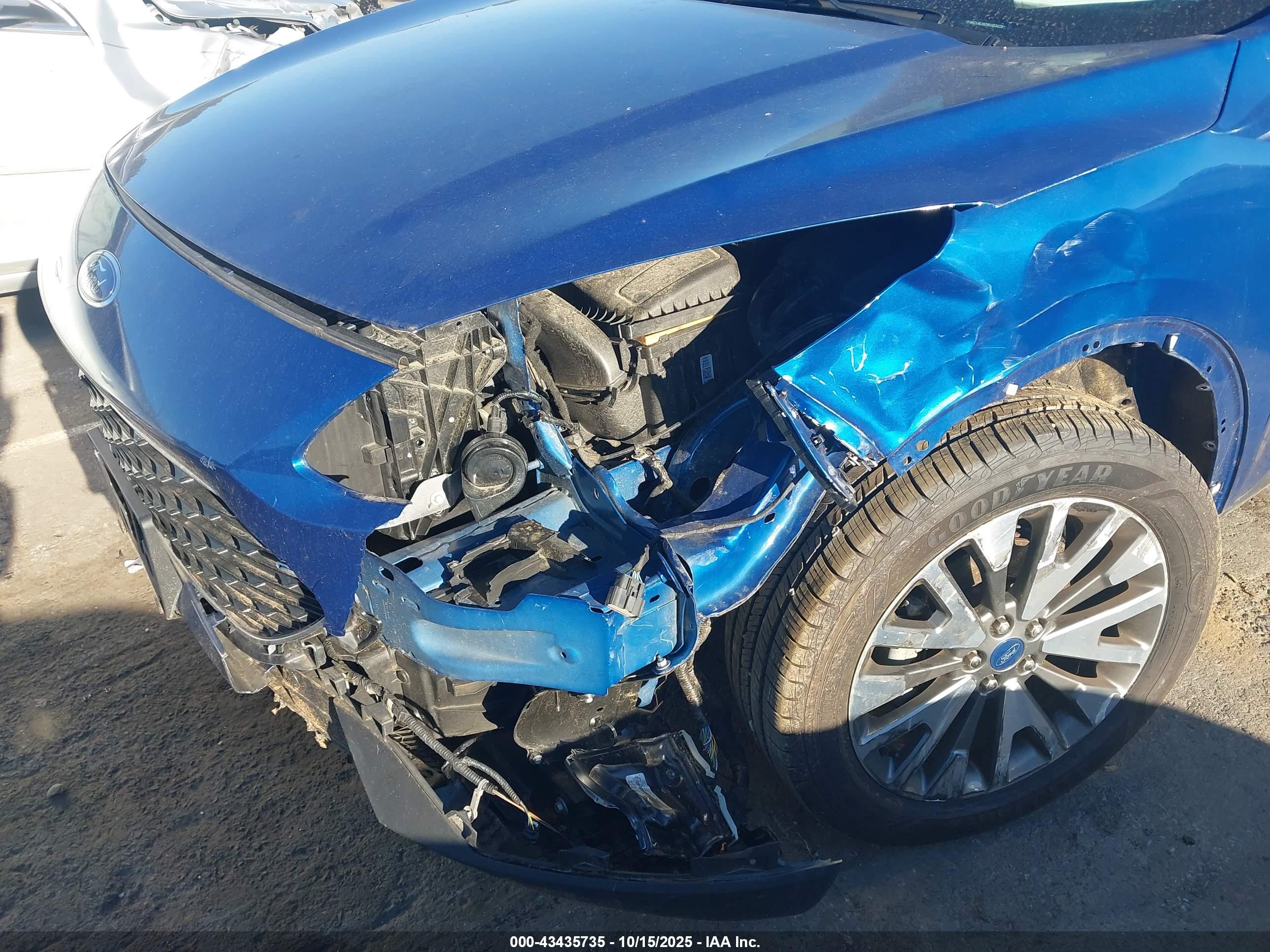 FORD ESCAPE image 6