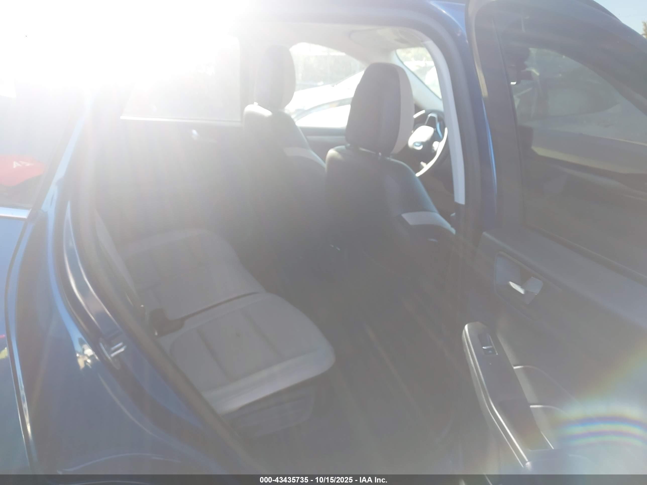 FORD ESCAPE image 8