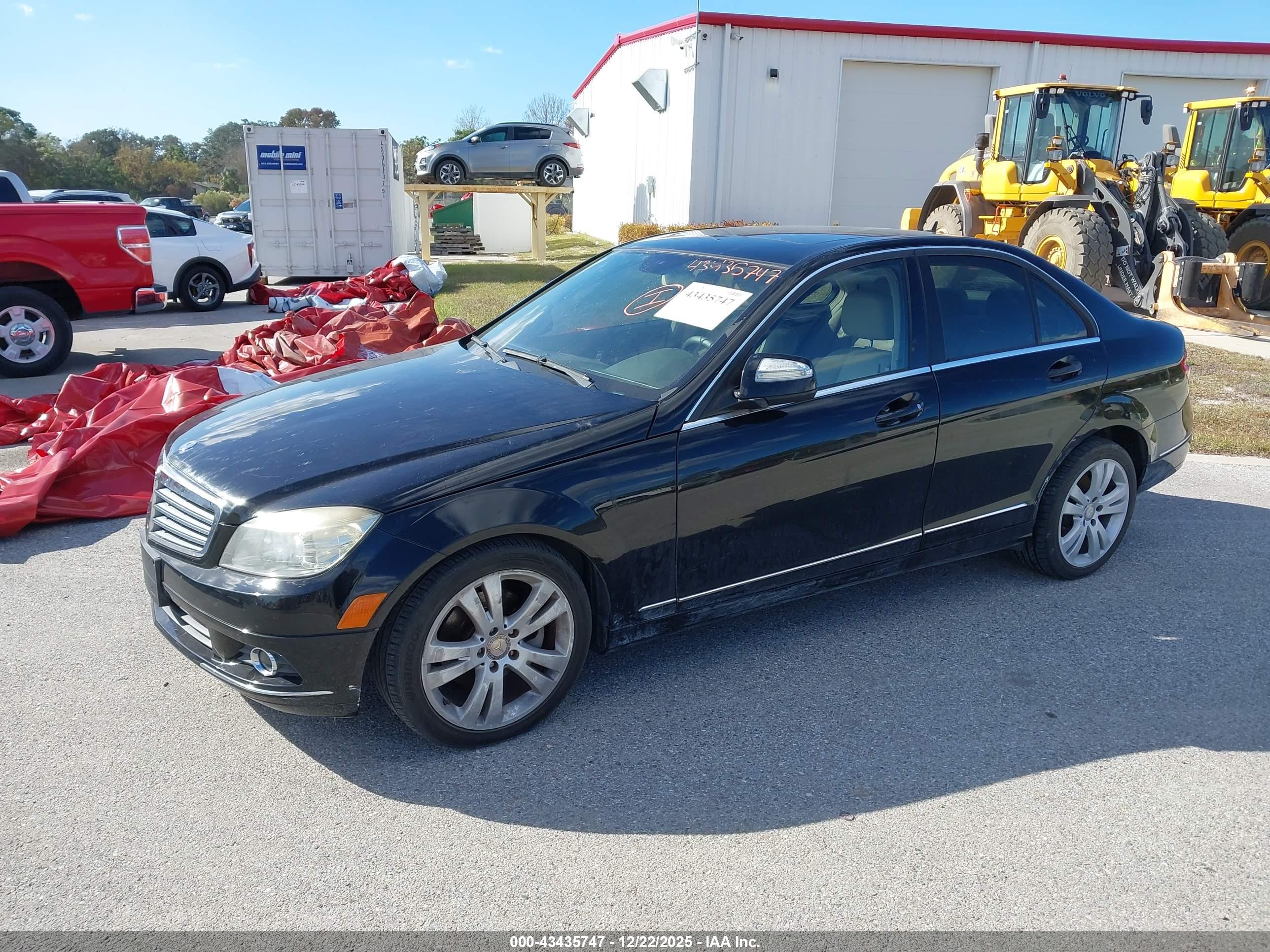 MERCEDES-BENZ C image 2