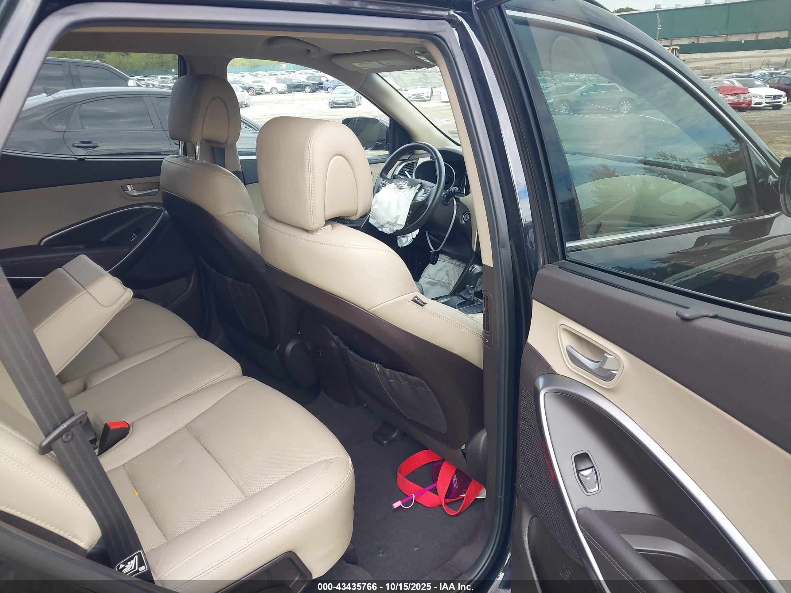 HYUNDAI SANTA image 8