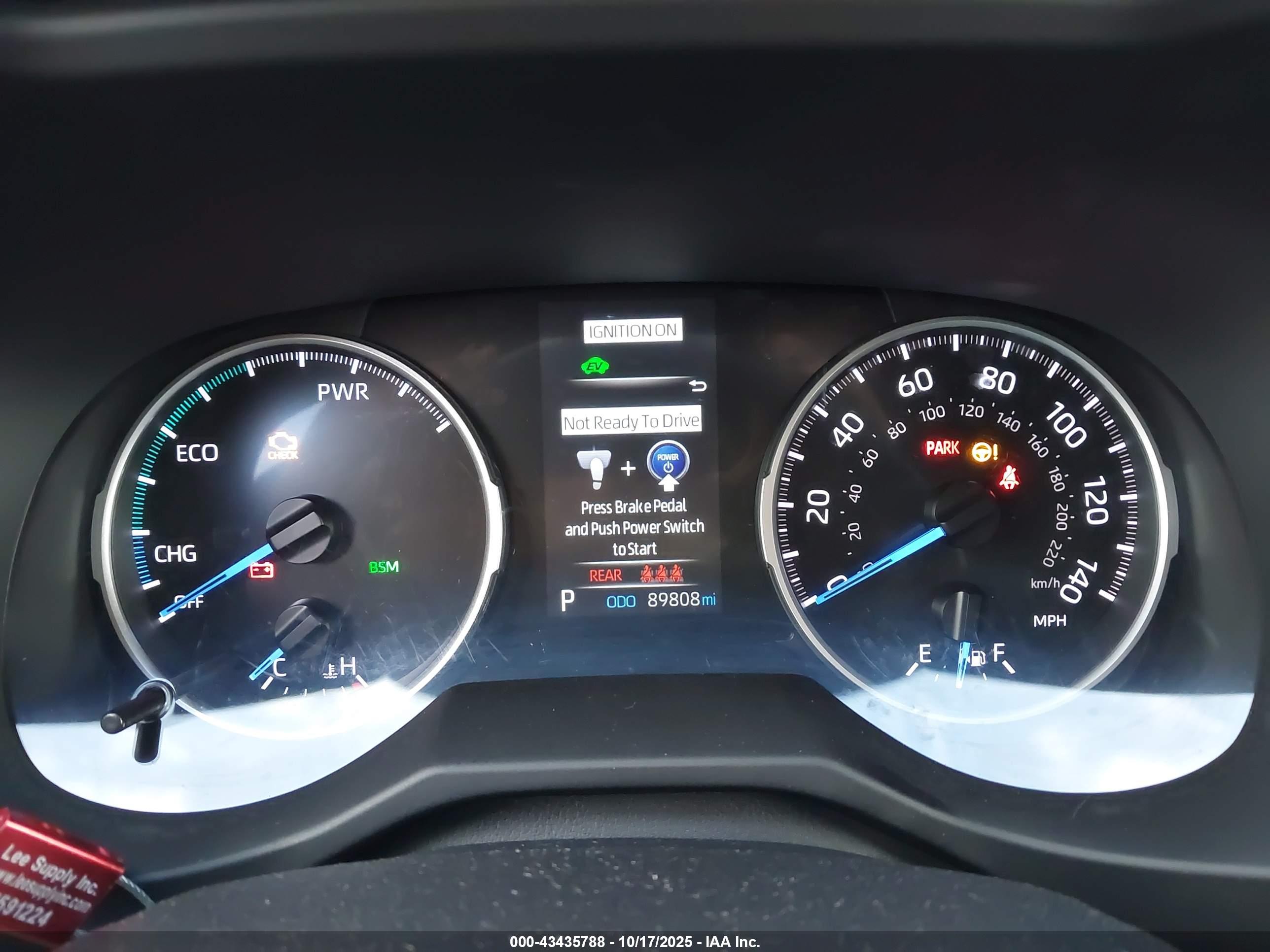 TOYOTA RAV4 image 7