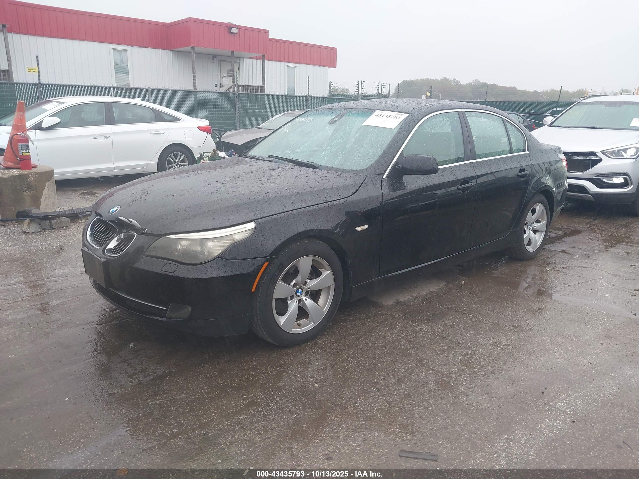BMW 528I image 2