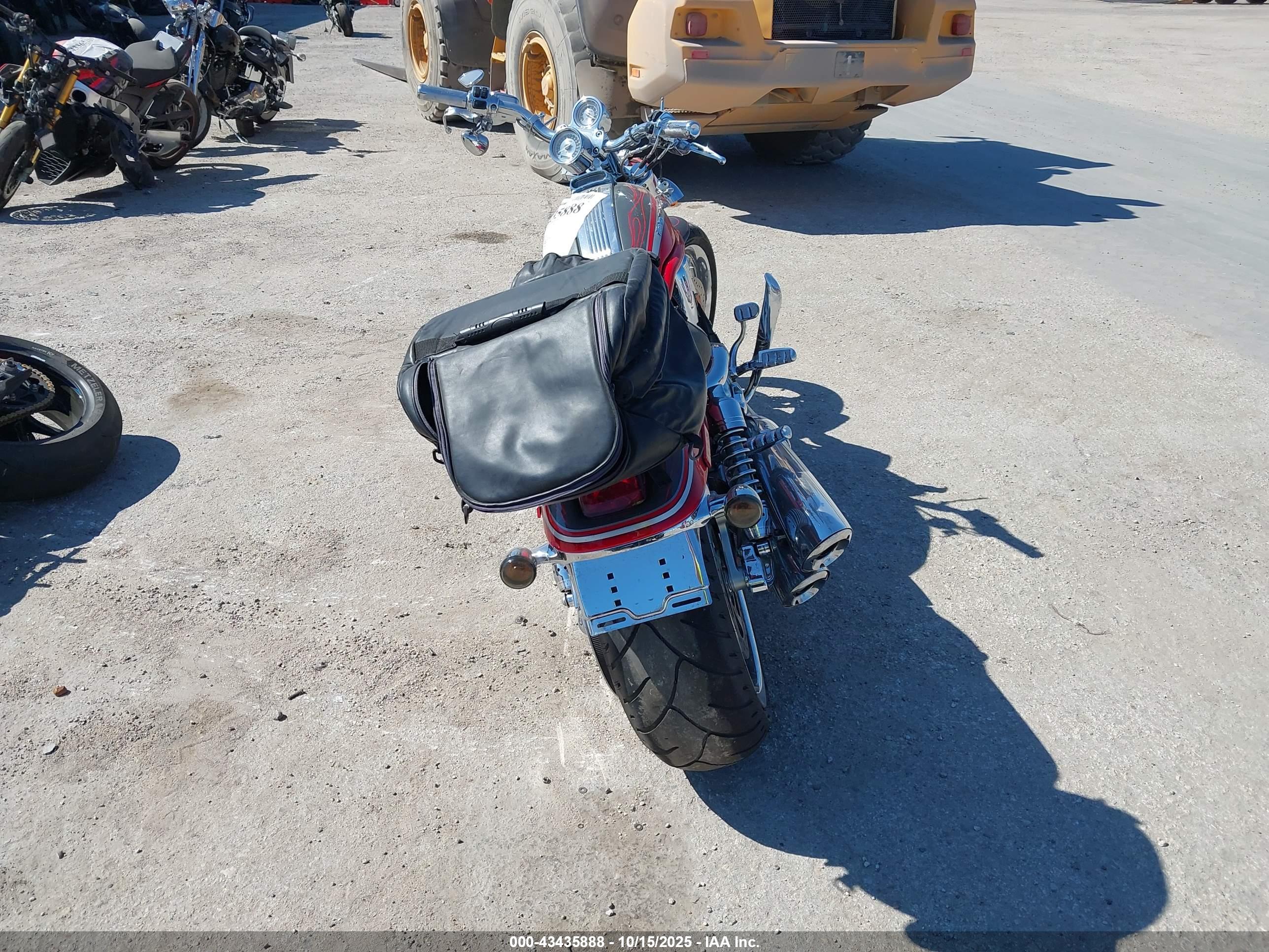 HARLEY-DAVIDSON VRSCSE image 6