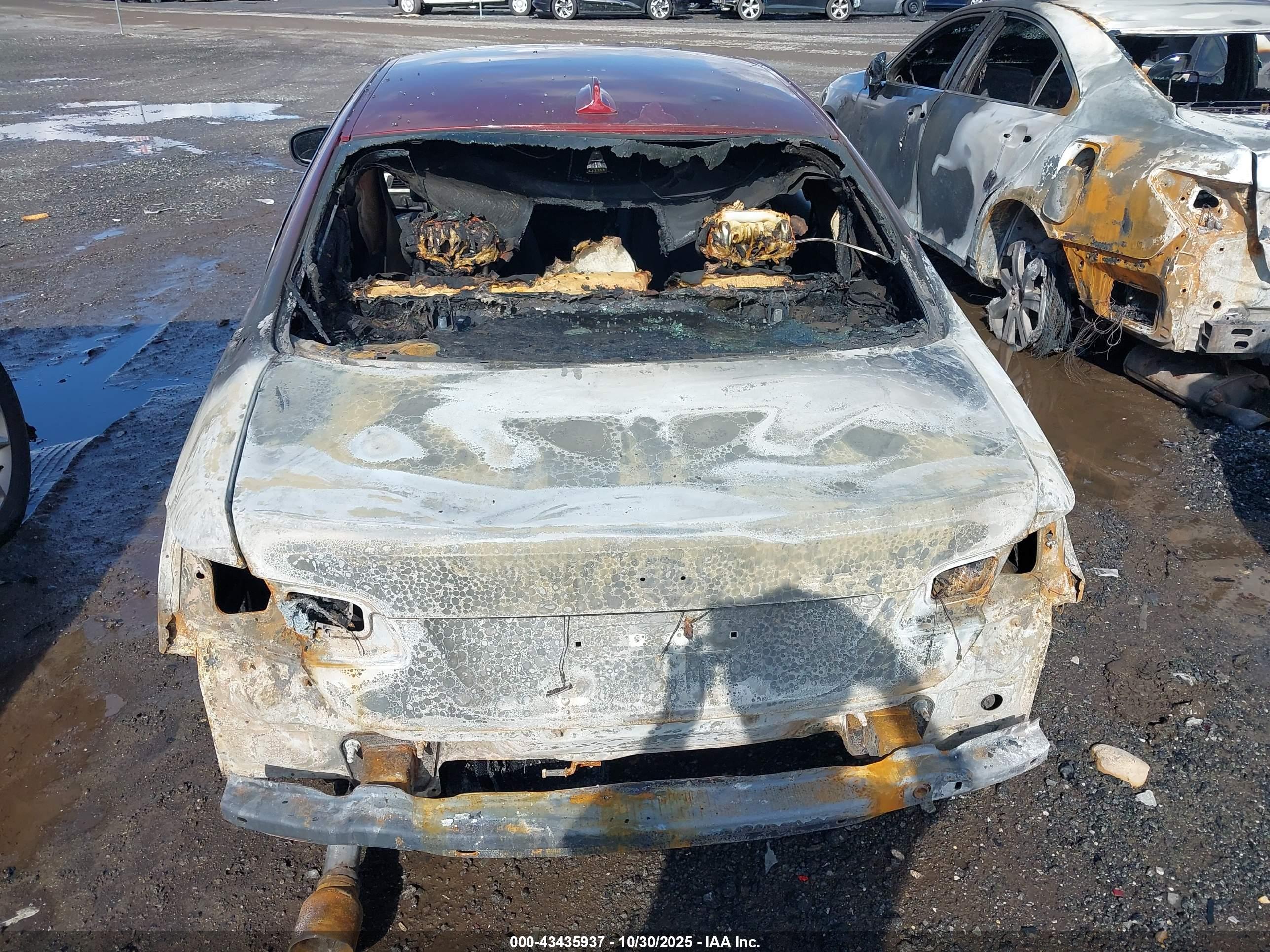 BMW 328I image 6