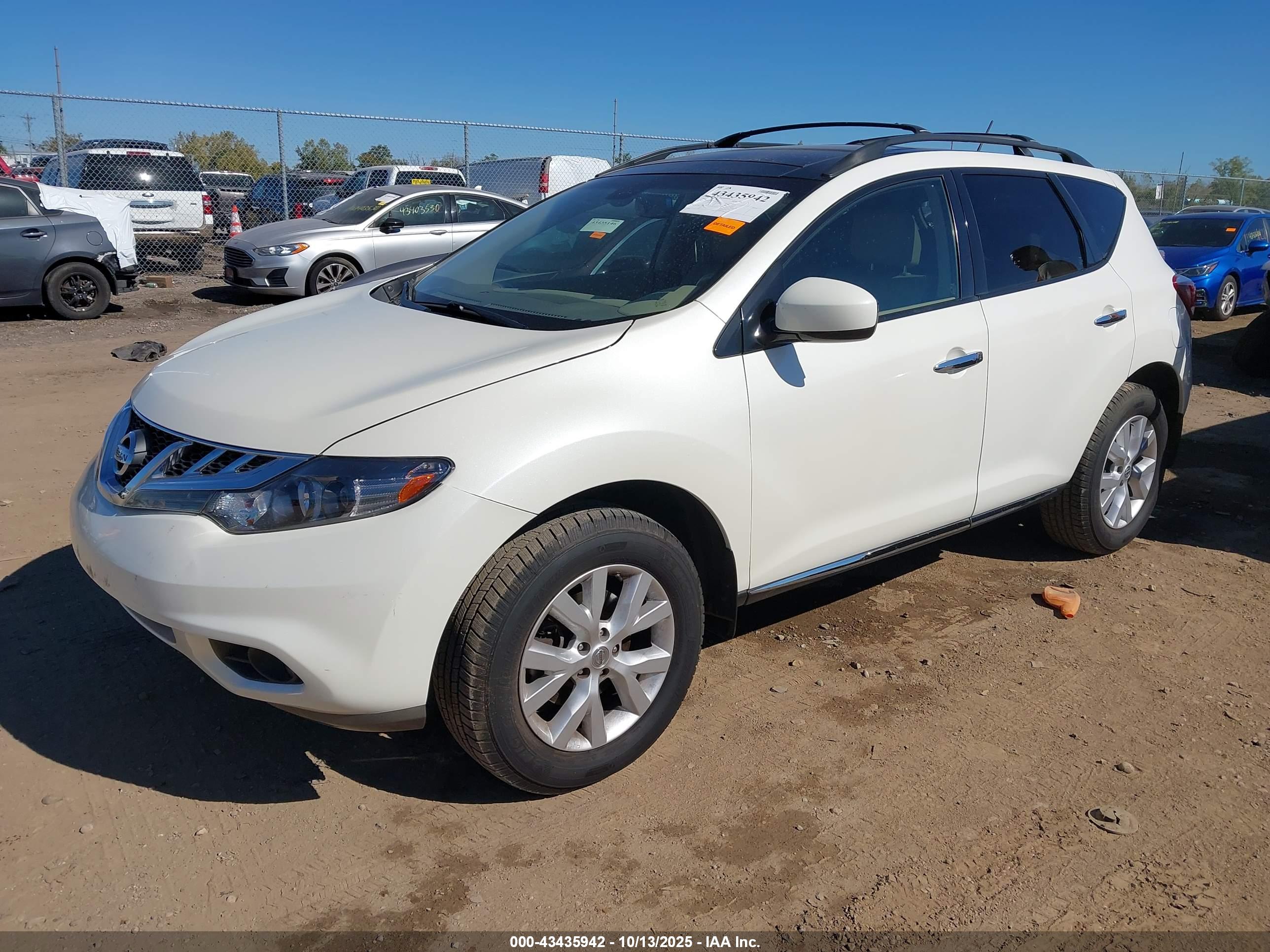 NISSAN MURANO image 2
