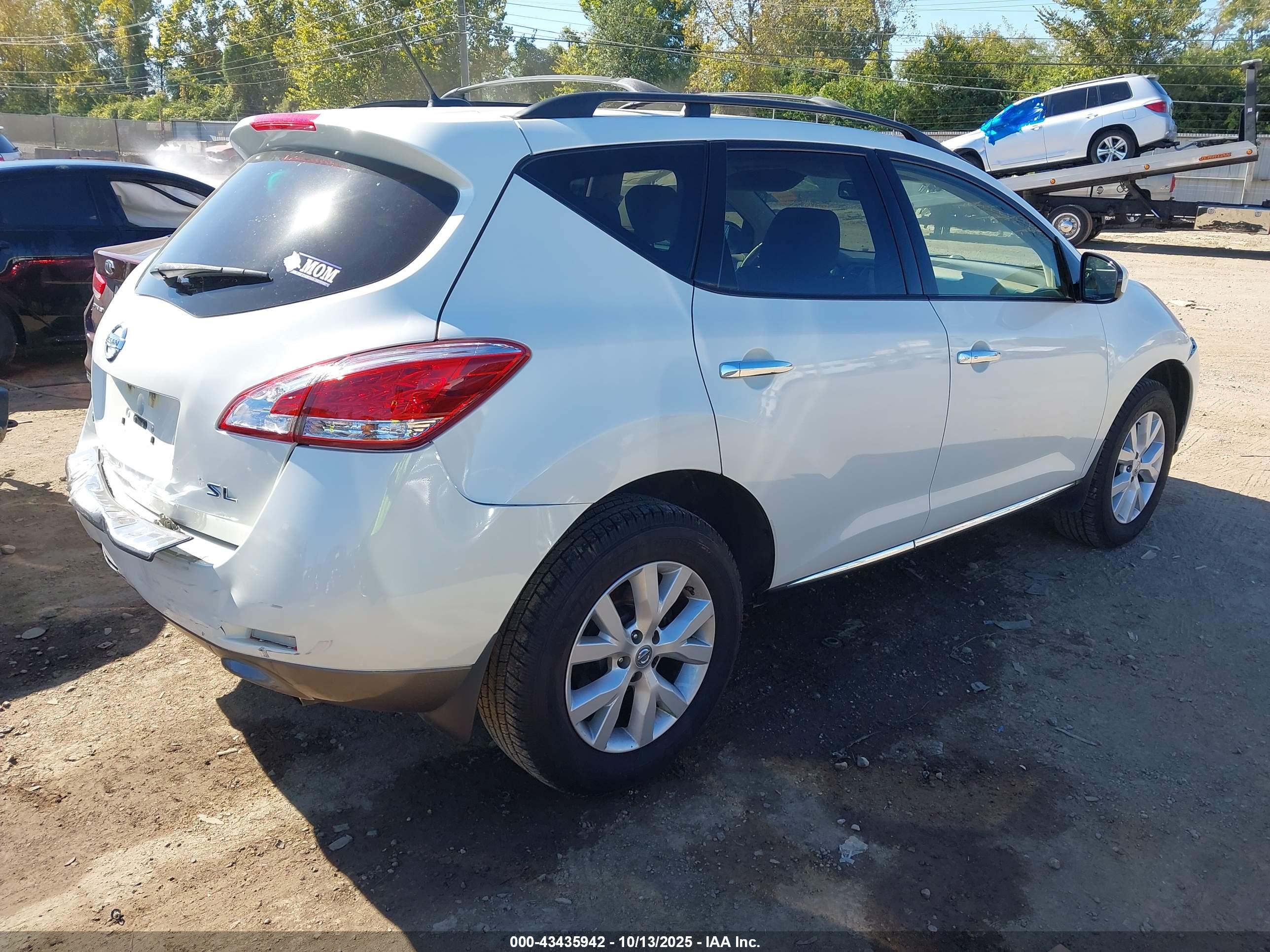 NISSAN MURANO image 4