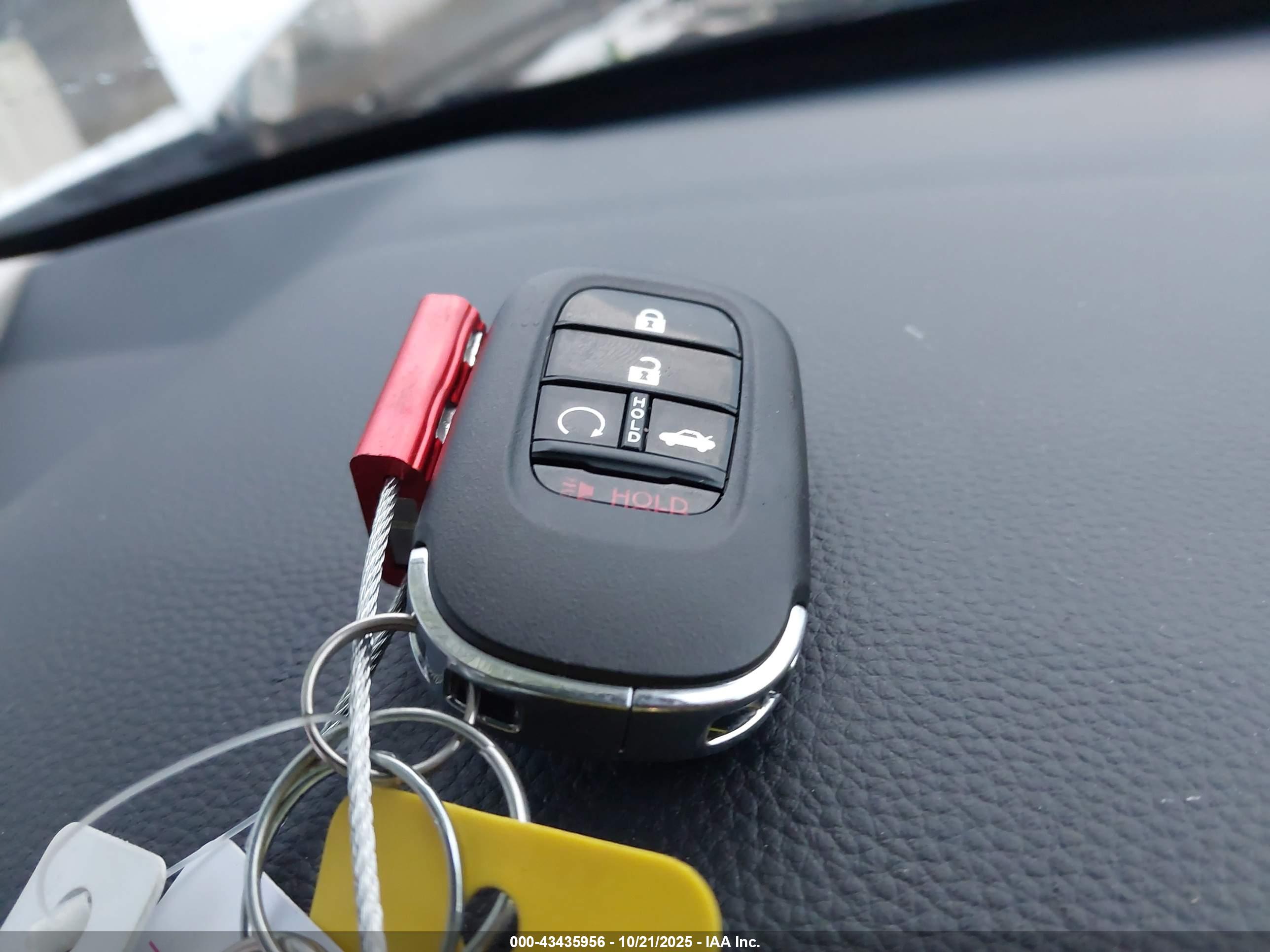 HONDA ACCORD image 11