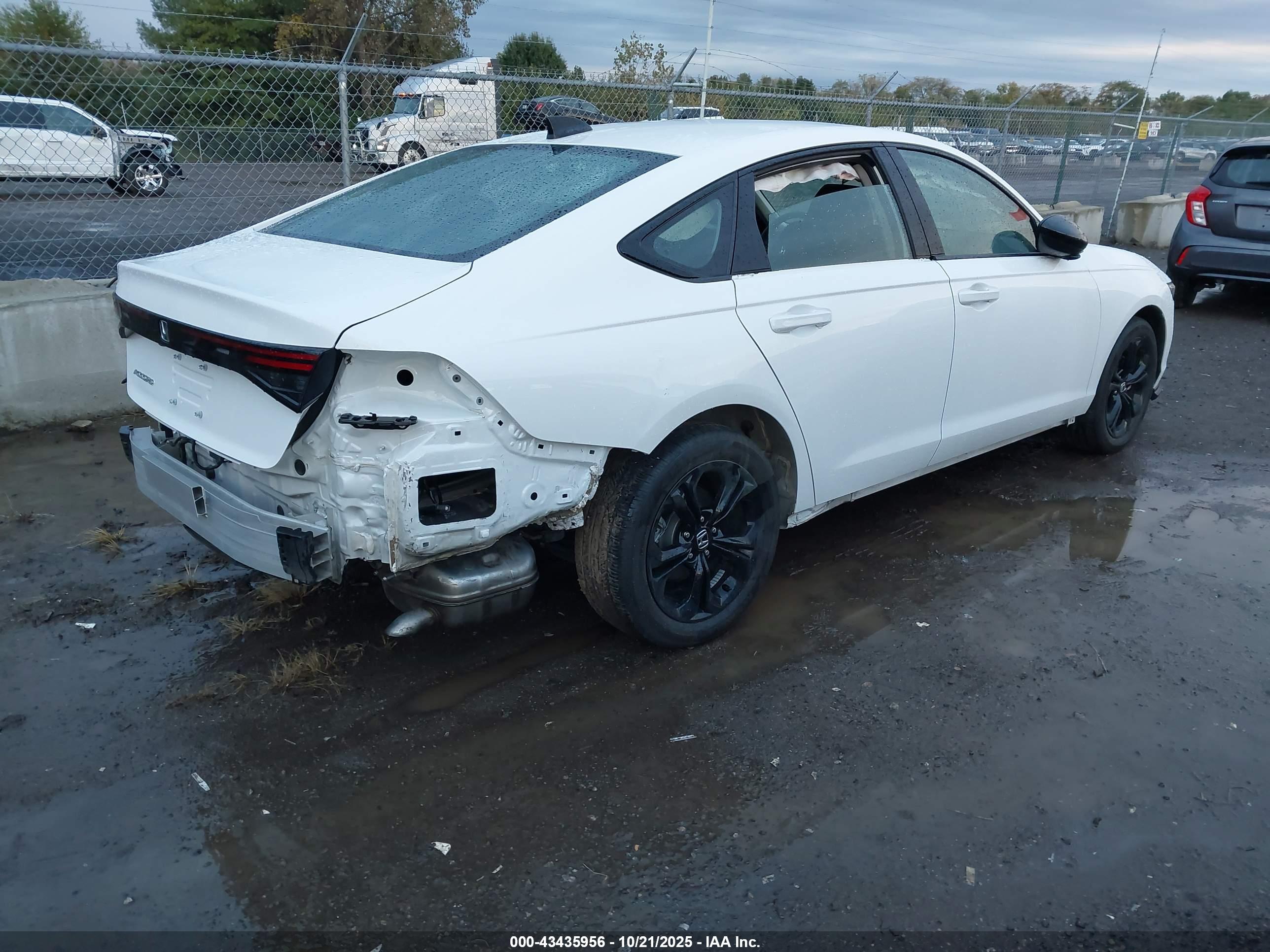 HONDA ACCORD image 4