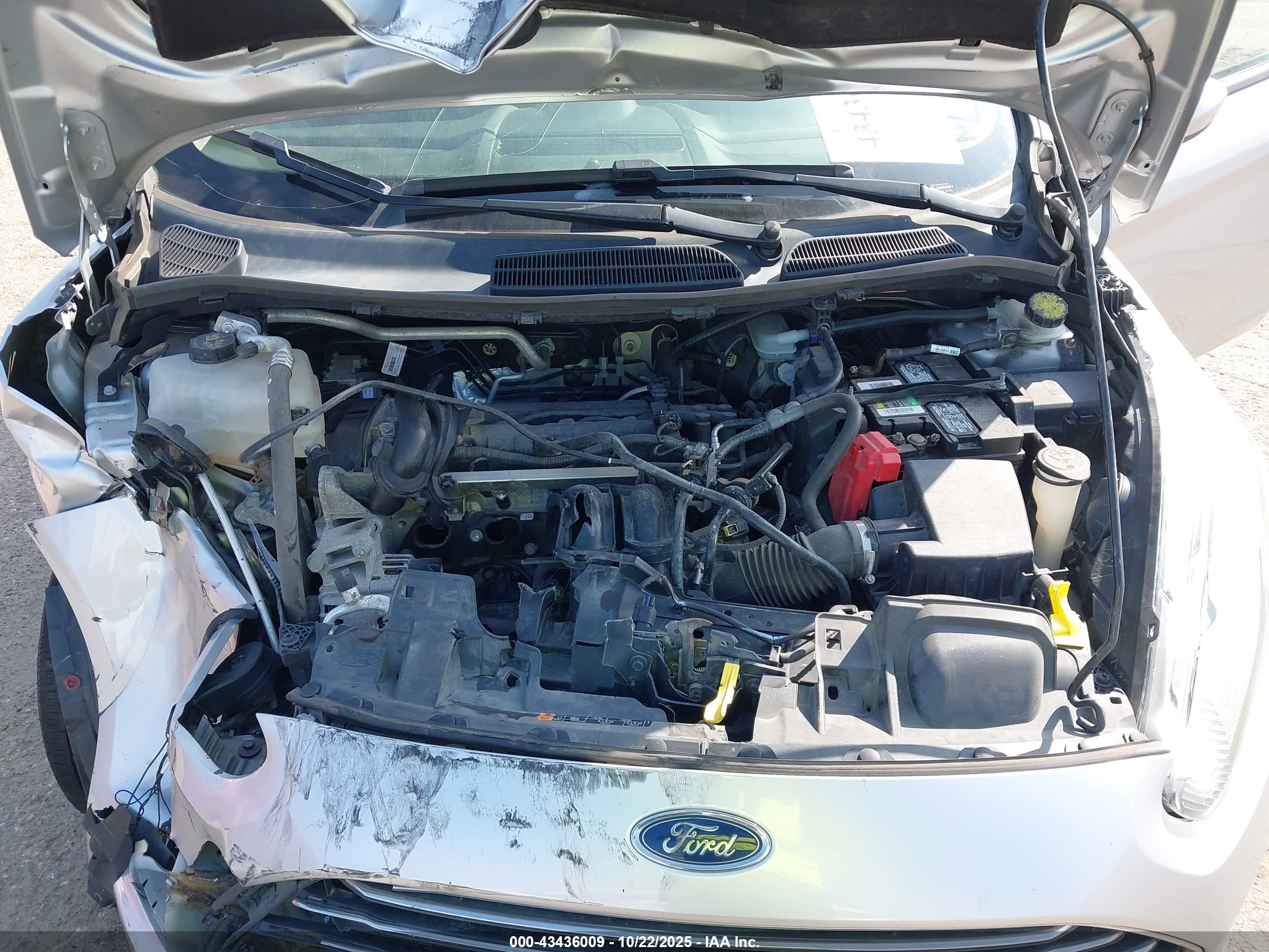 FORD FIESTA image 10