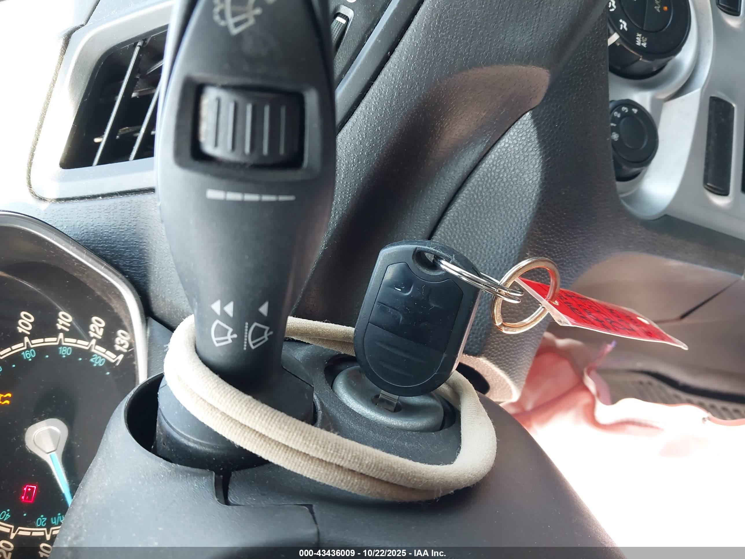 FORD FIESTA image 11