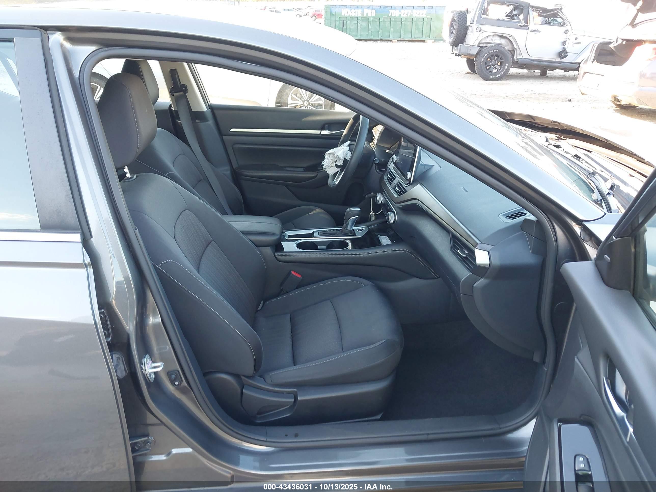 NISSAN ALTIMA image 5