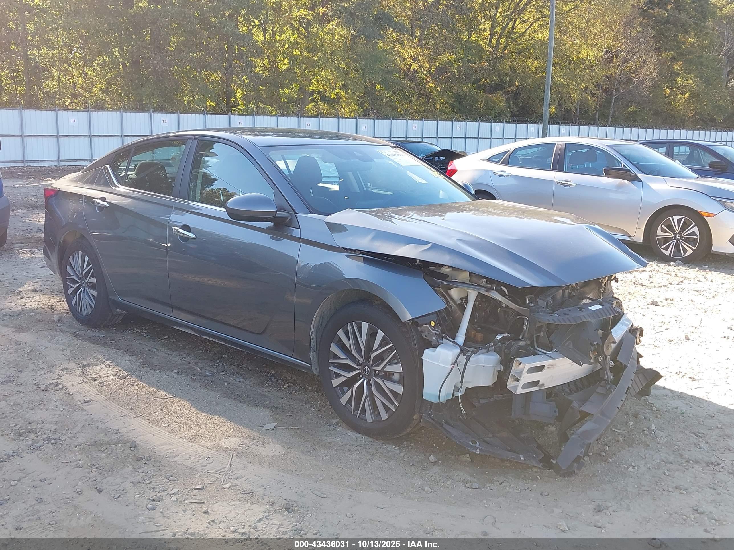 NISSAN ALTIMA image 6