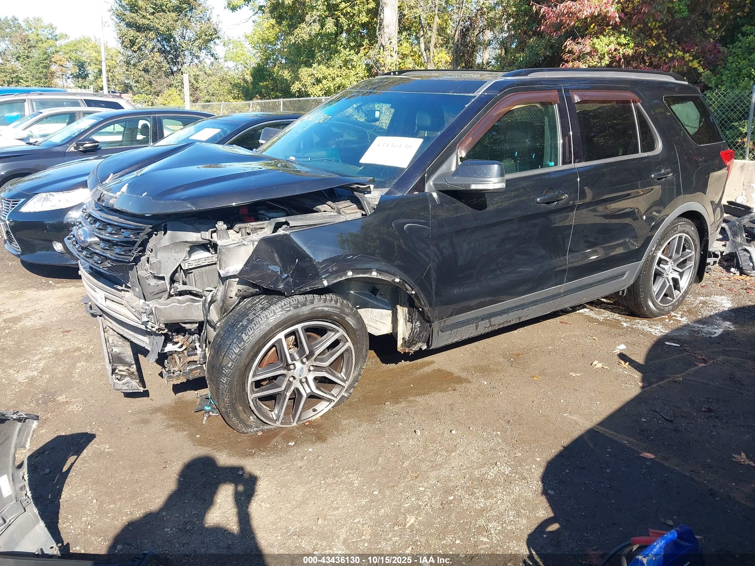 FORD EXPLORER image 2