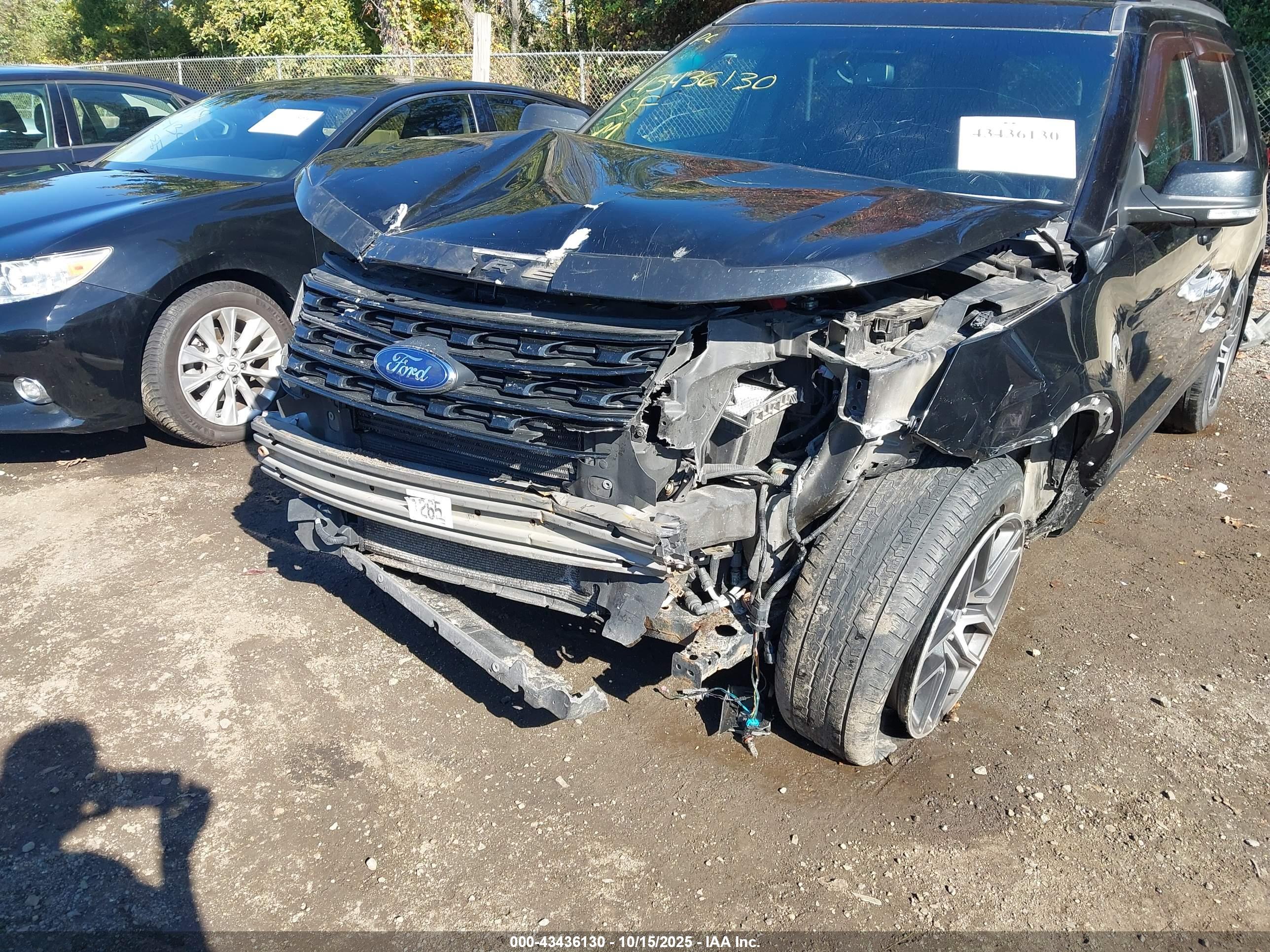 FORD EXPLORER image 6