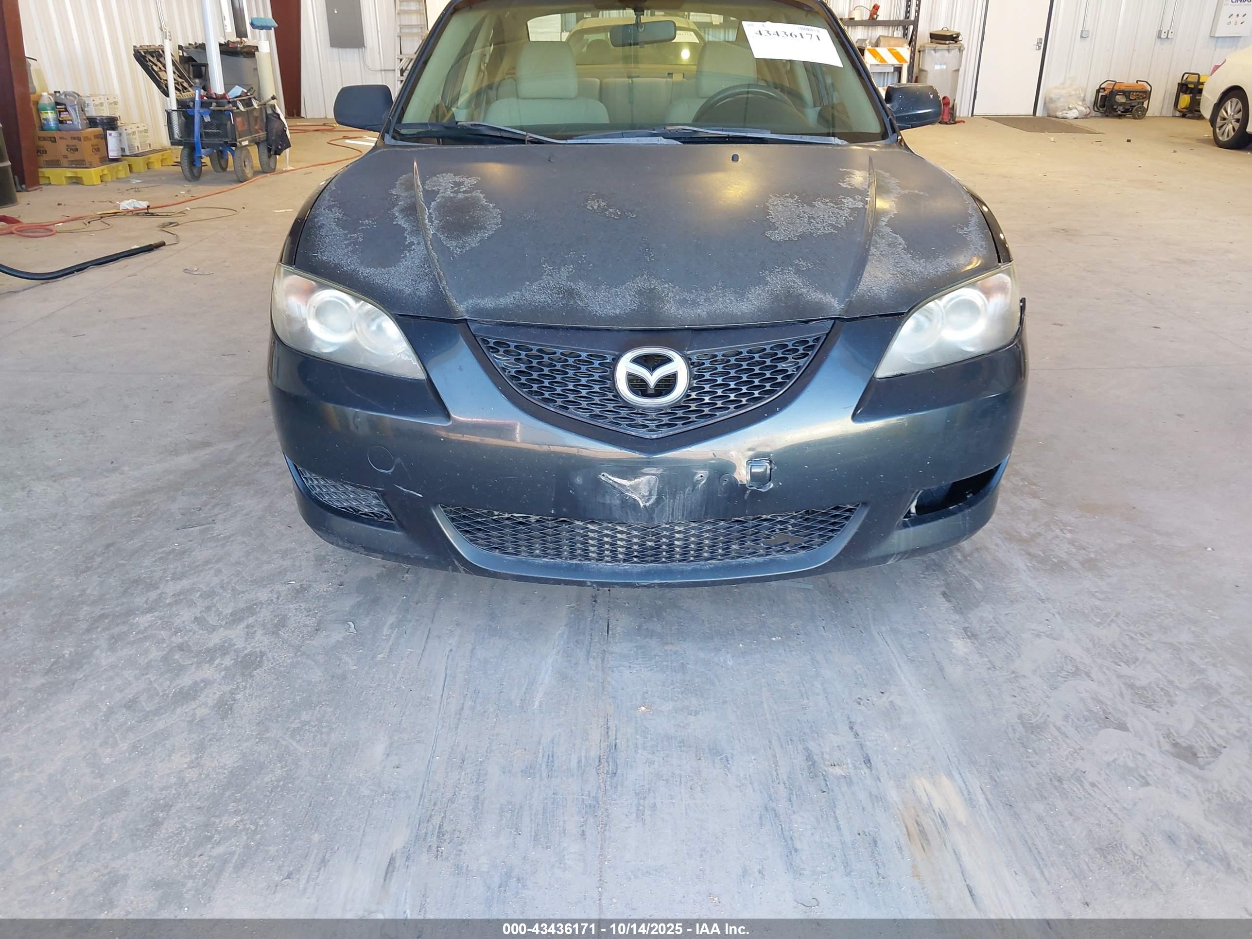 MAZDA MAZDA3 image 6