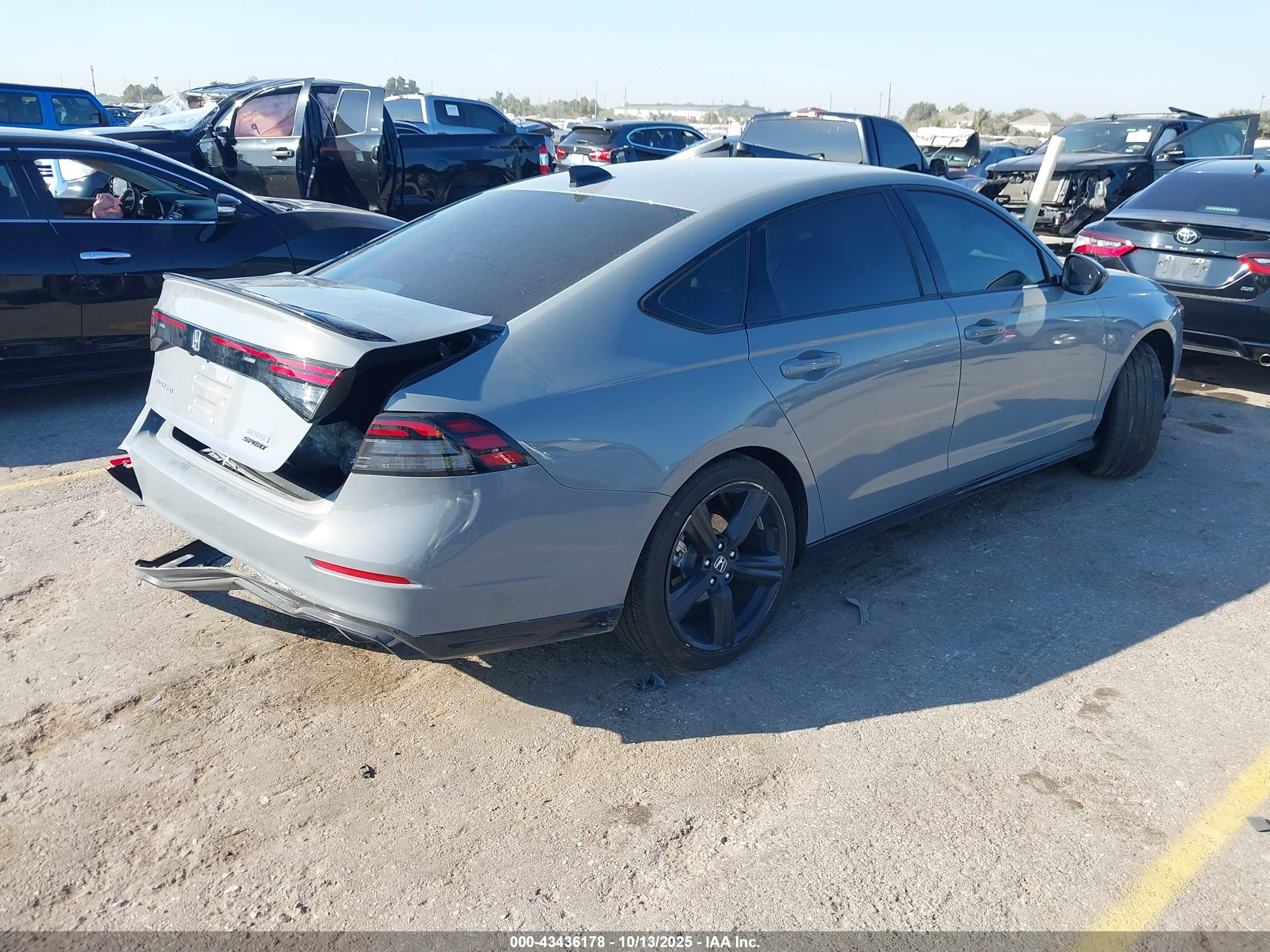 HONDA ACCORD image 4