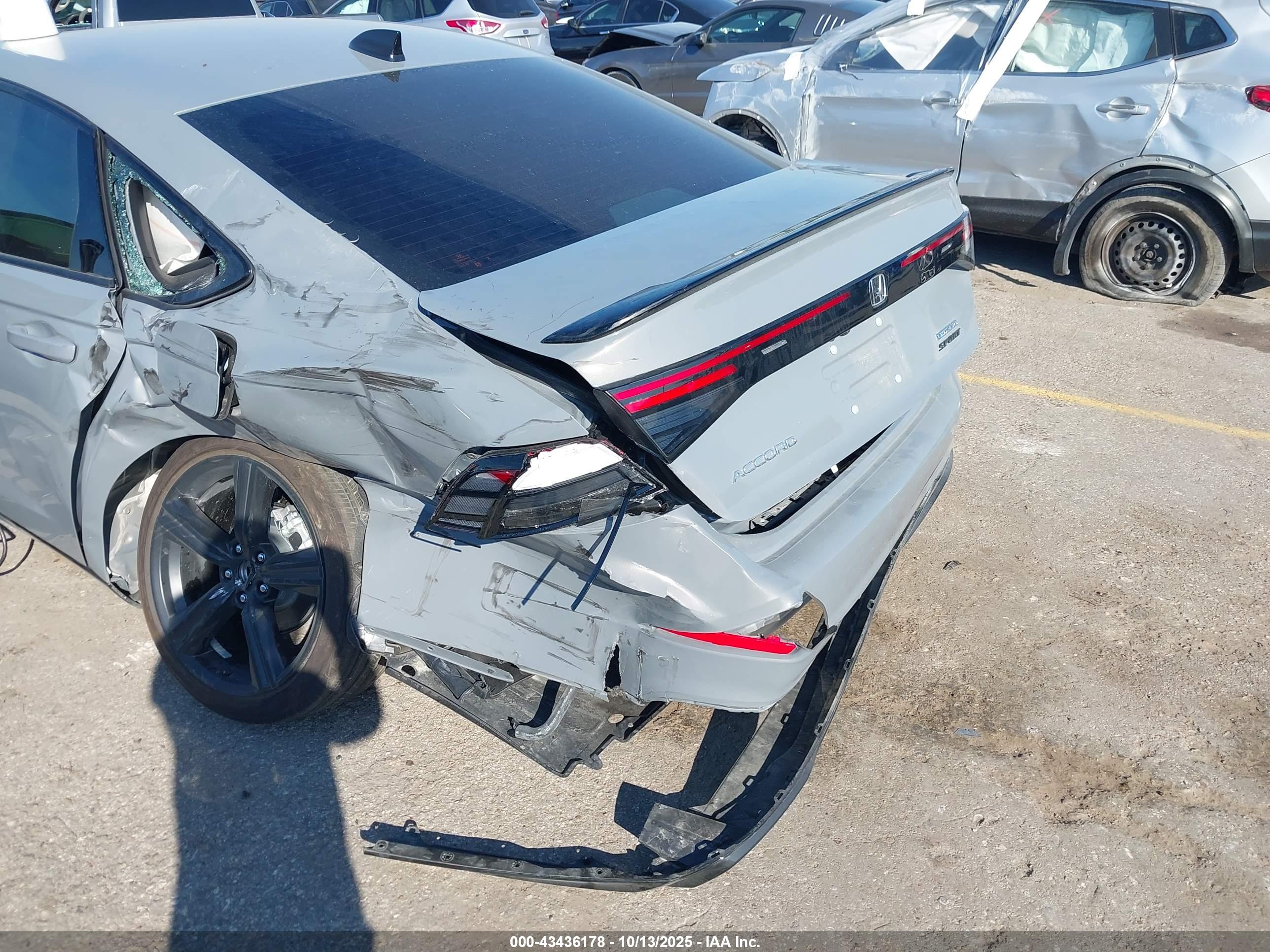HONDA ACCORD image 6