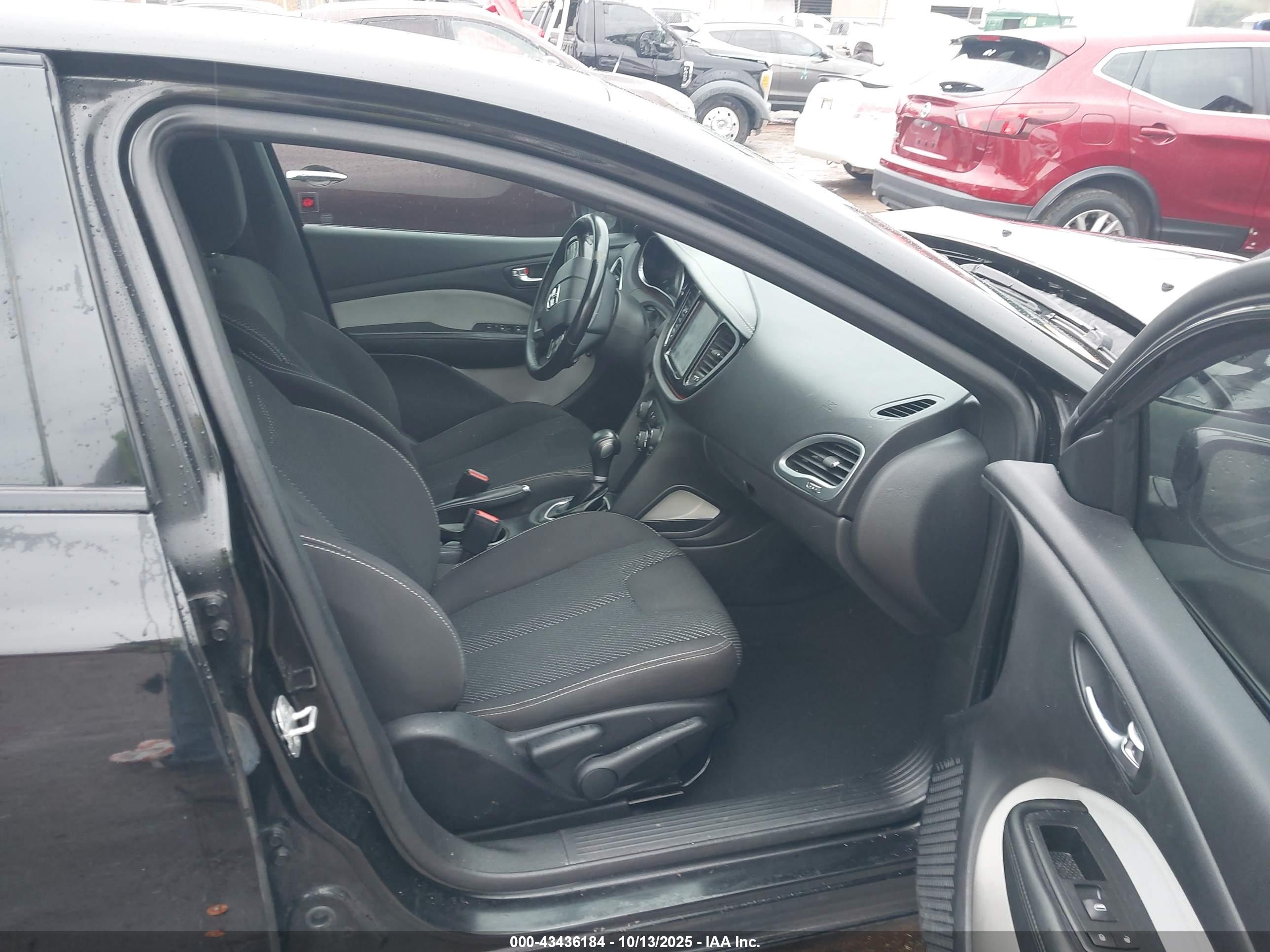 DODGE DART image 5