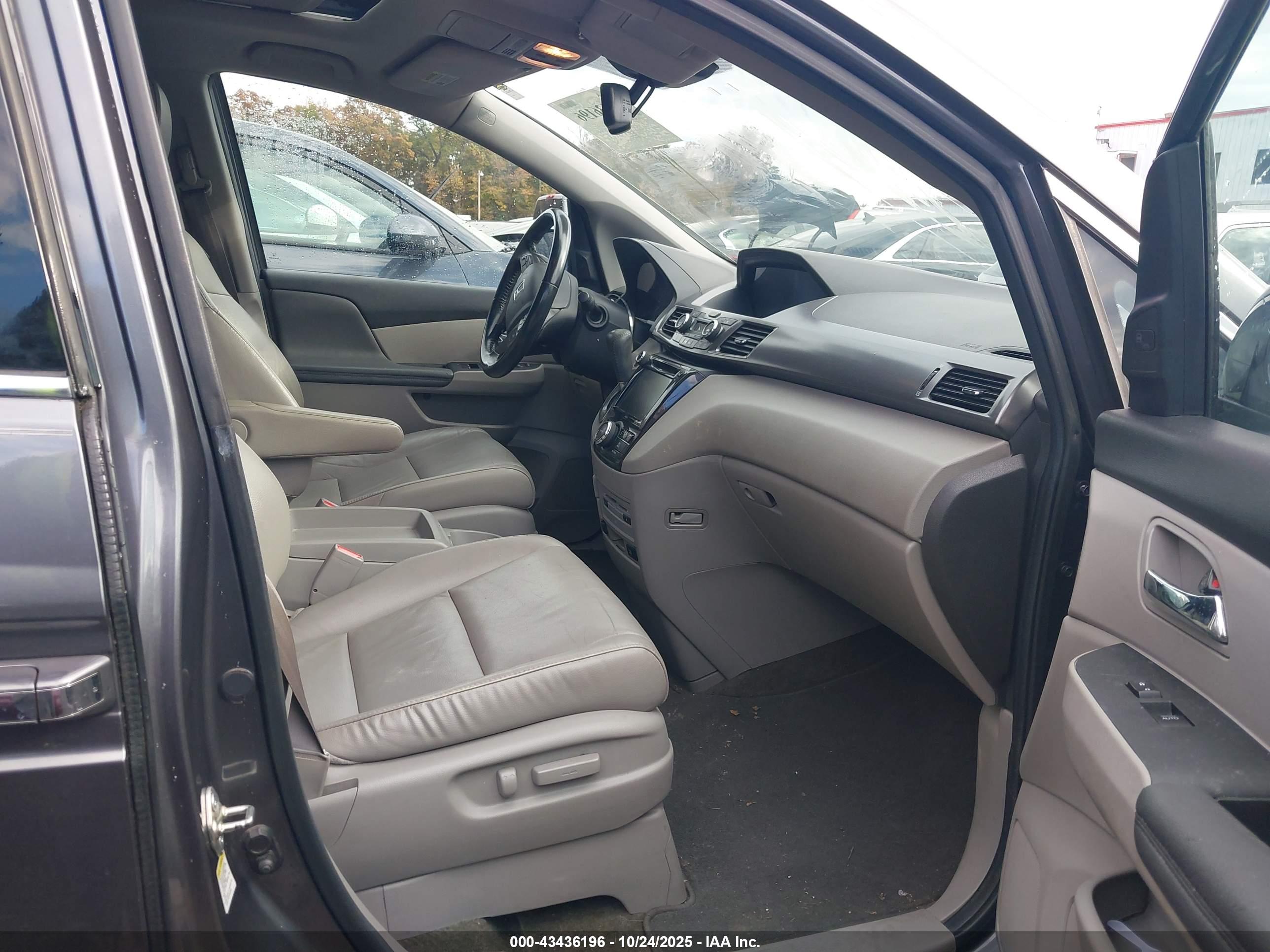 HONDA ODYSSEY image 5