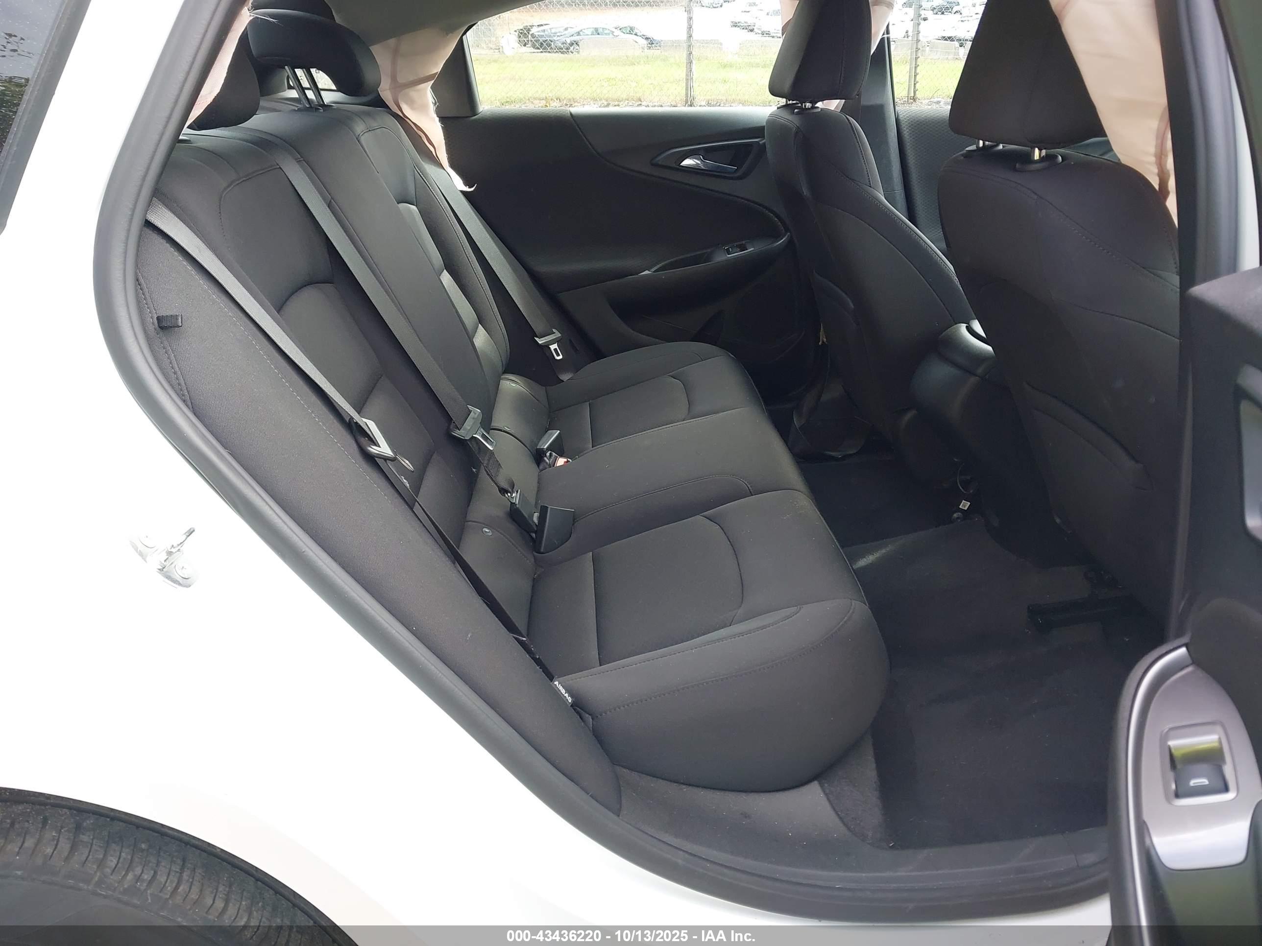 CHEVROLET MALIBU image 8