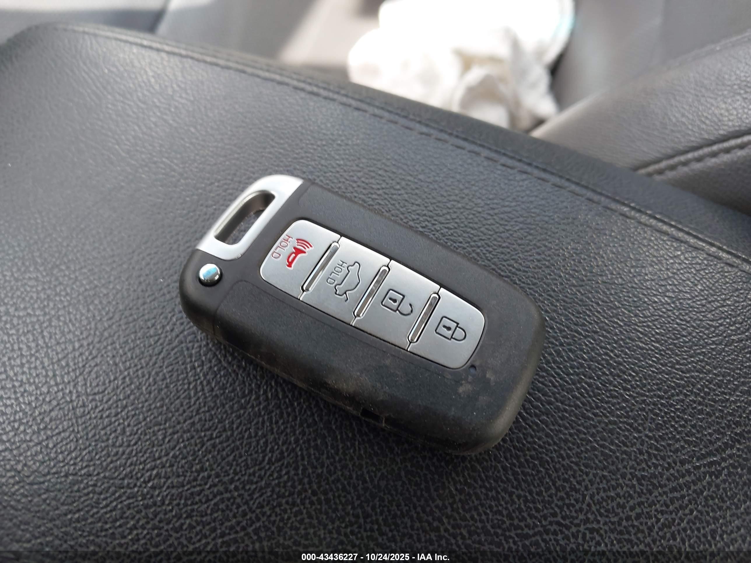 HYUNDAI SONATA image 11