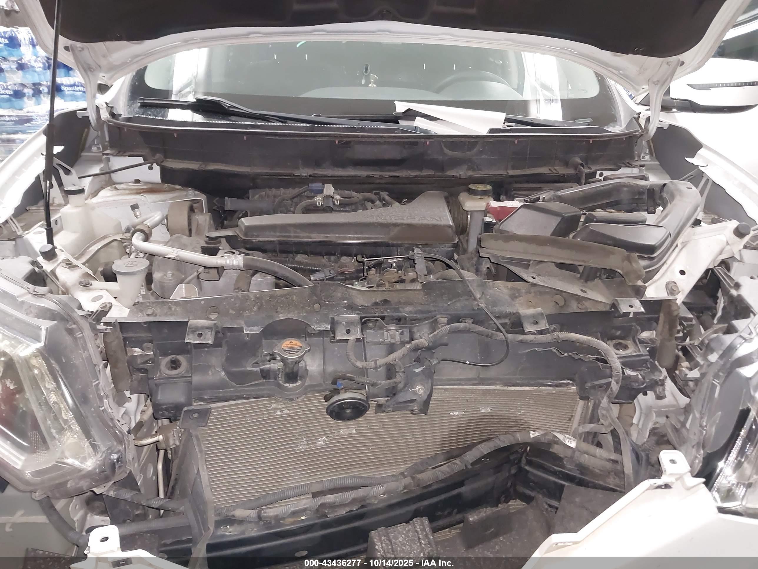 NISSAN ROGUE image 10