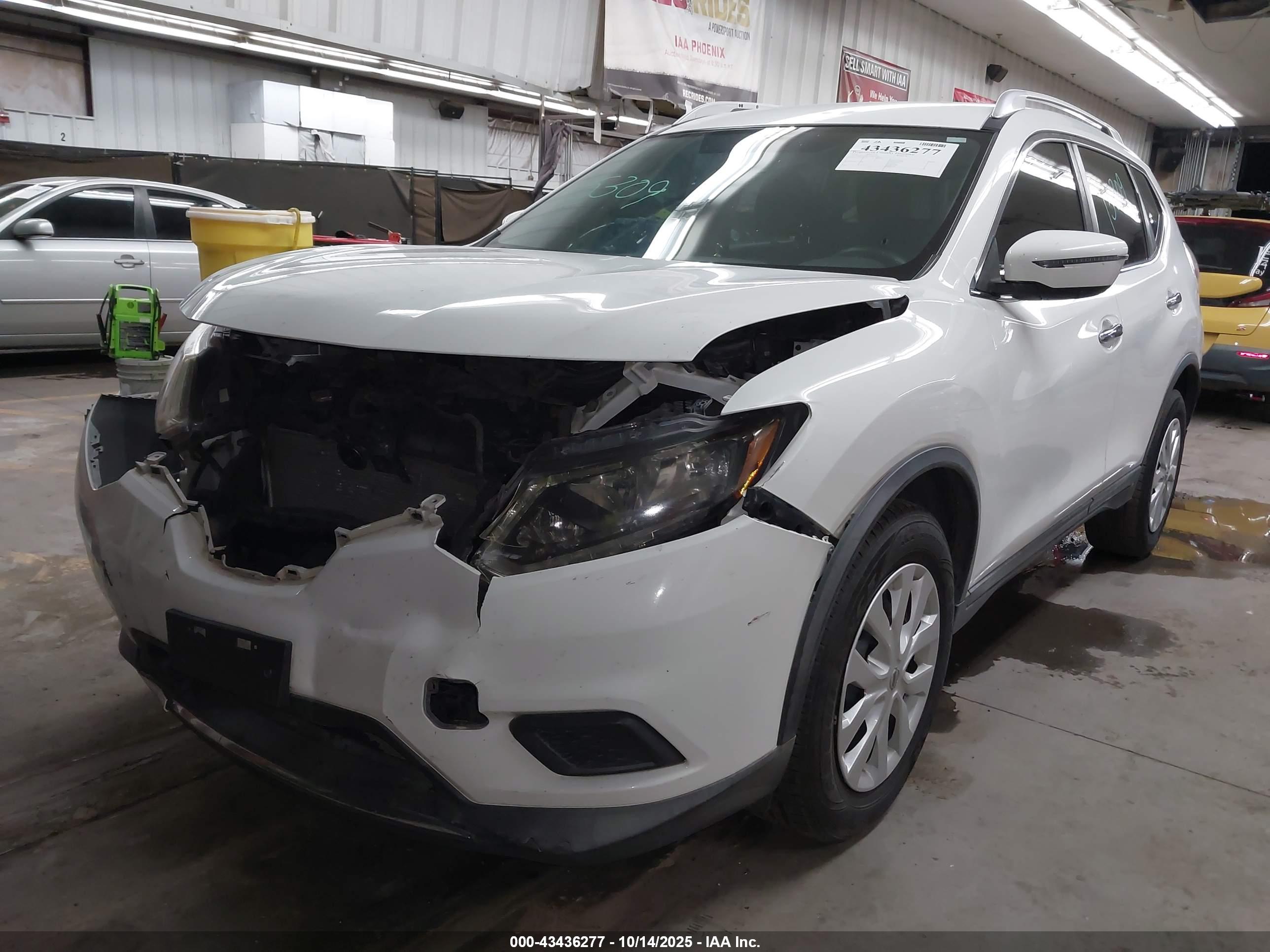 NISSAN ROGUE image 2