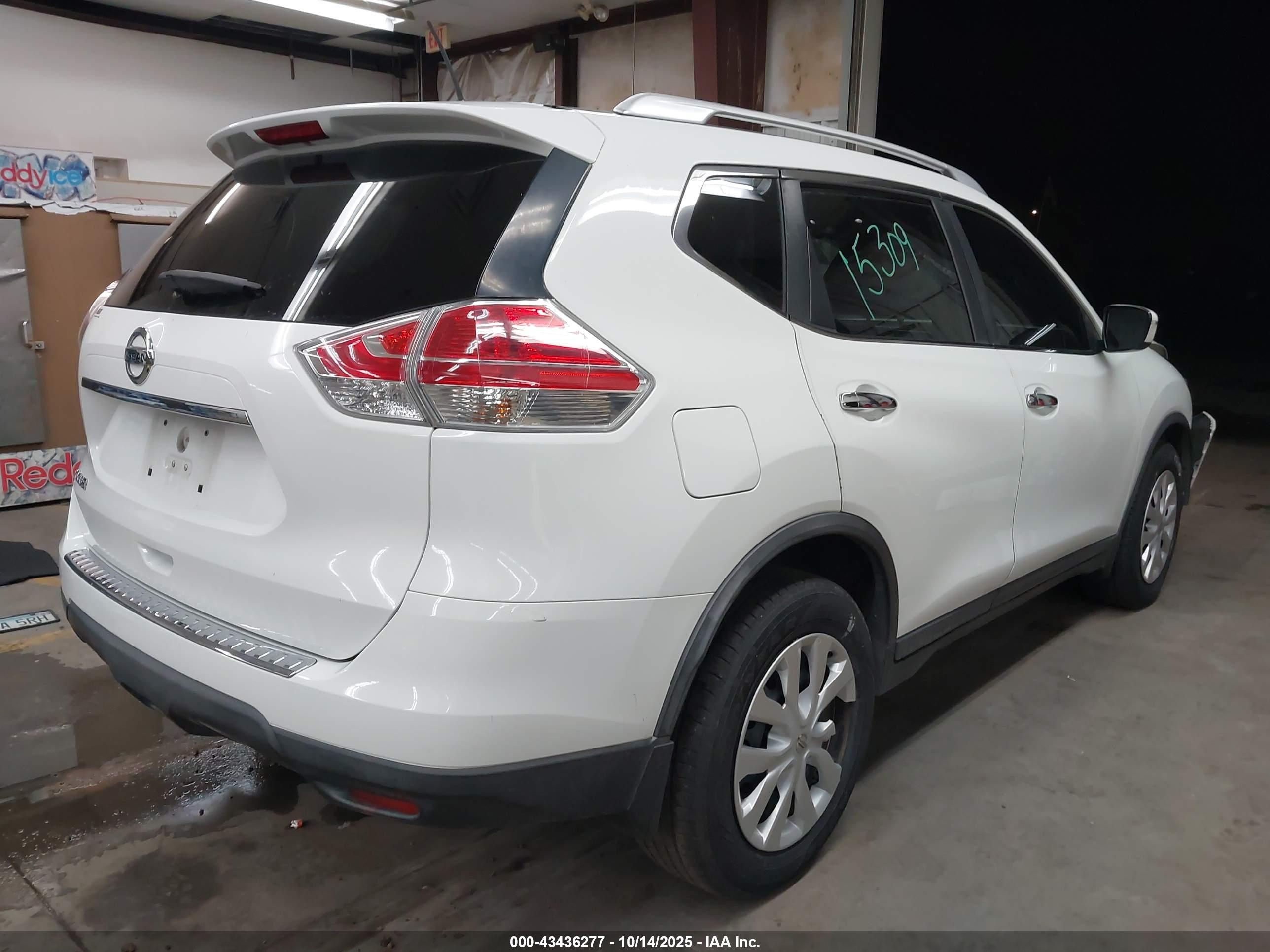 NISSAN ROGUE image 4