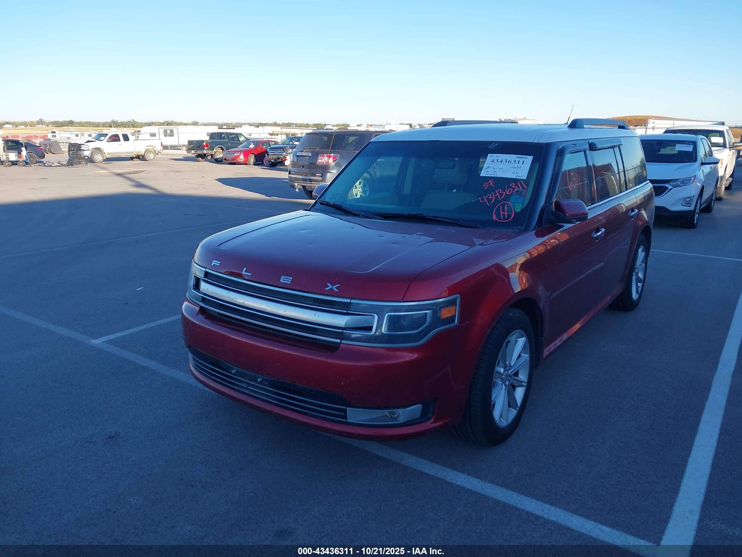 FORD FLEX image 6