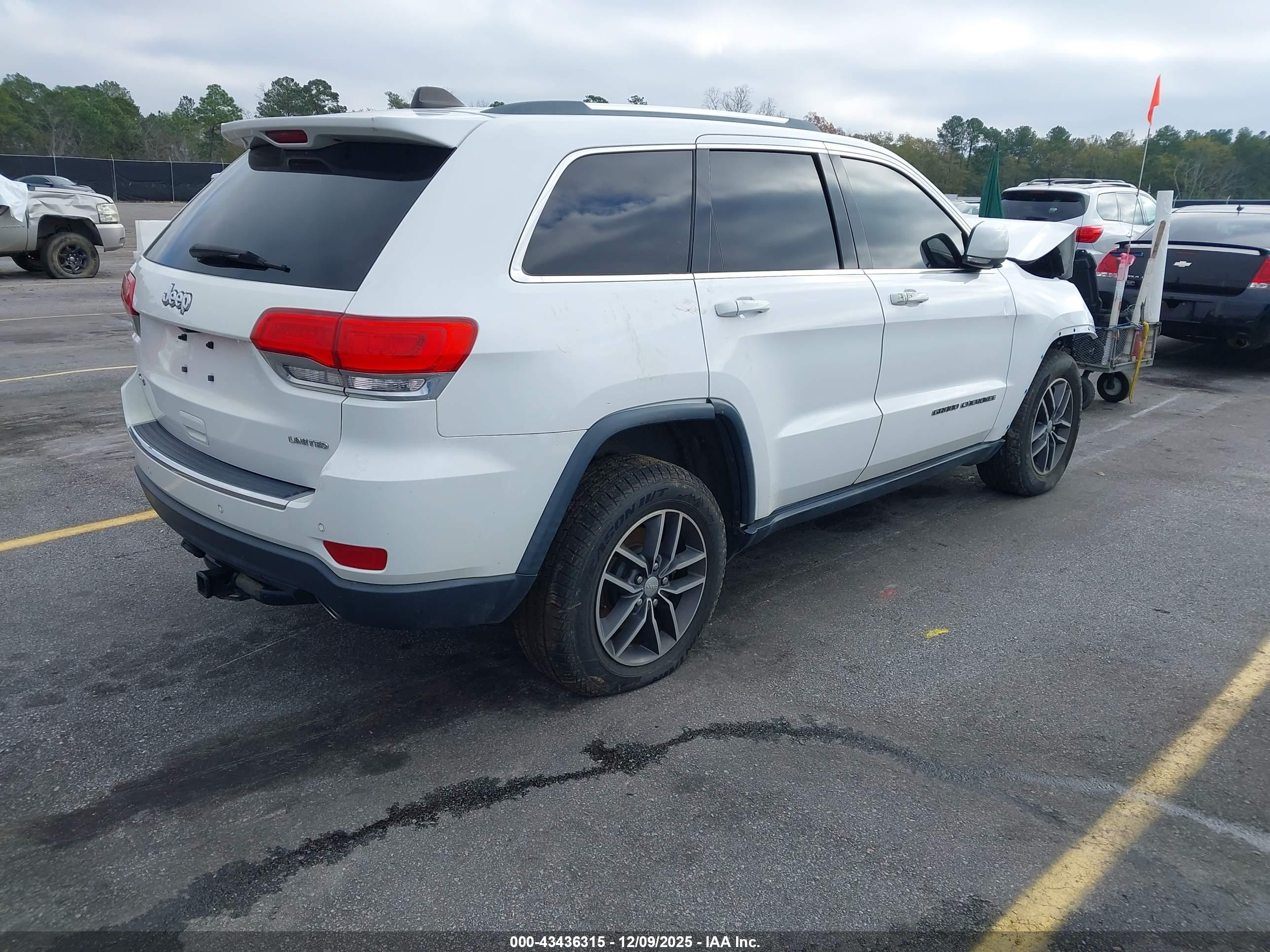 JEEP GRAND image 4
