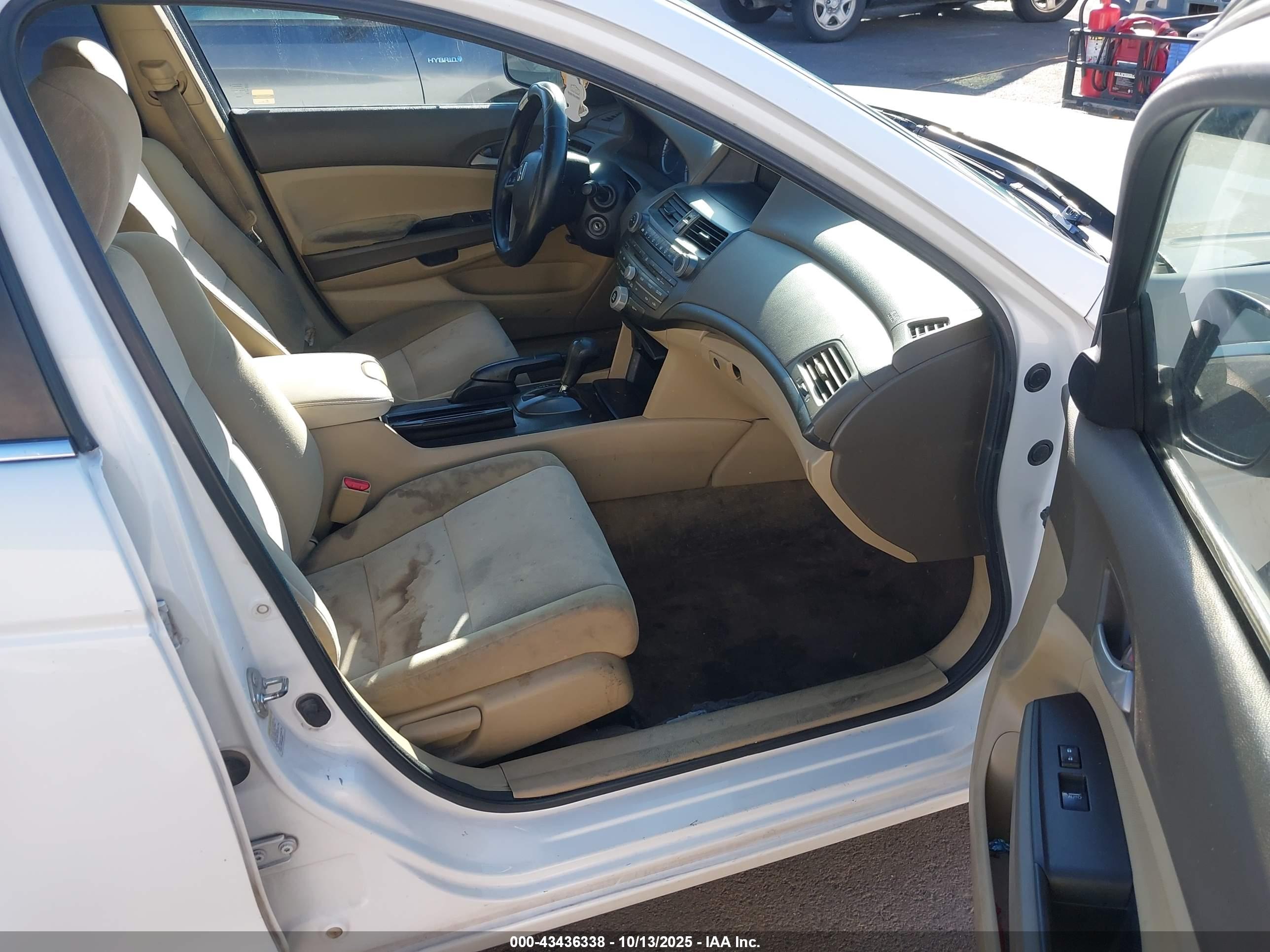 HONDA ACCORD image 5