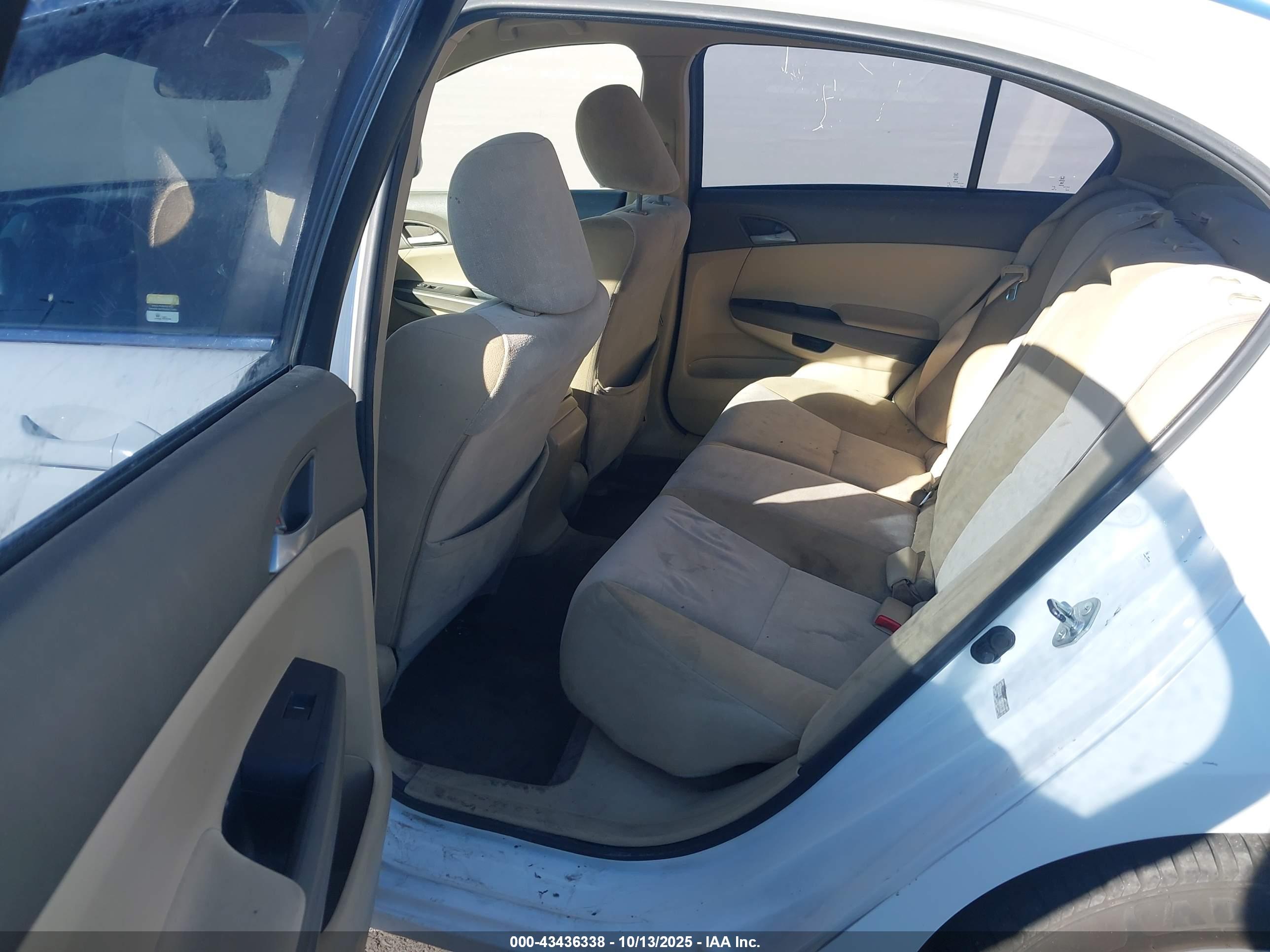 HONDA ACCORD image 8