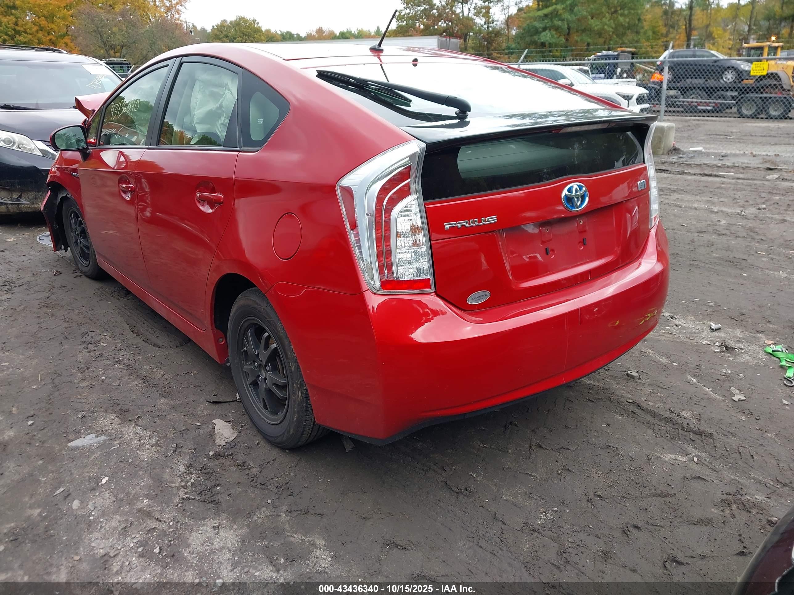 TOYOTA PRIUS image 3