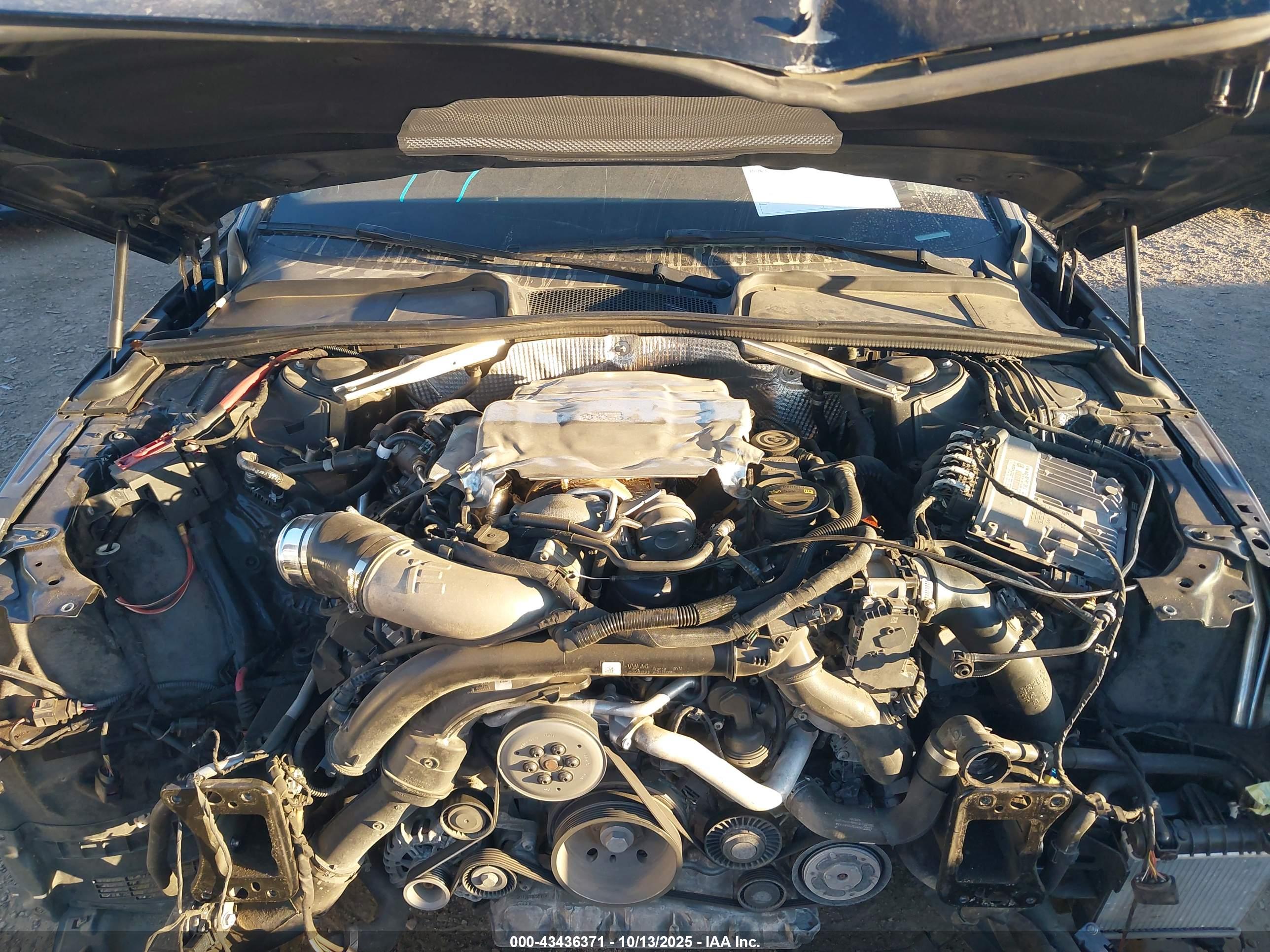 AUDI S4 image 10