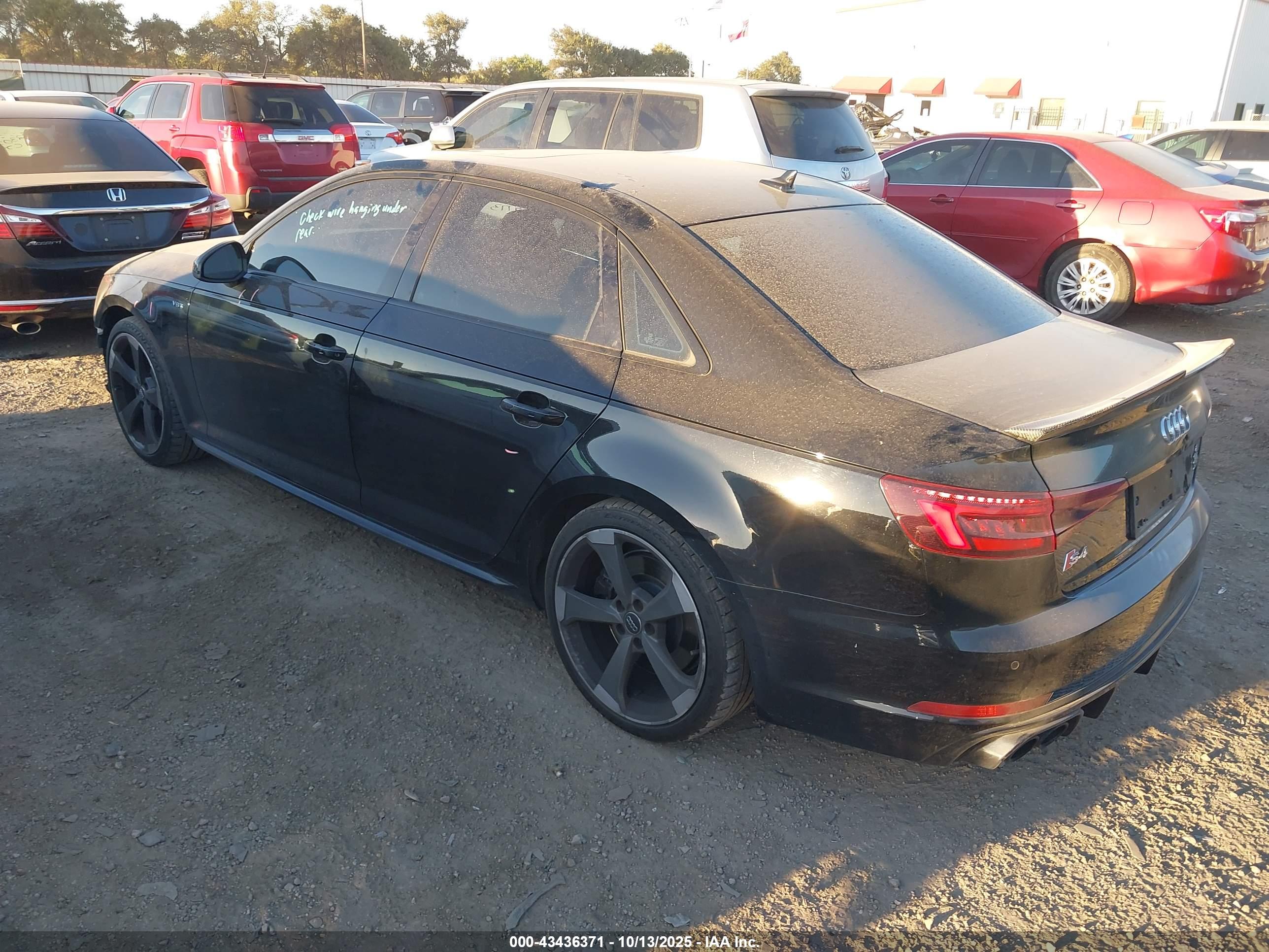 AUDI S4 image 3
