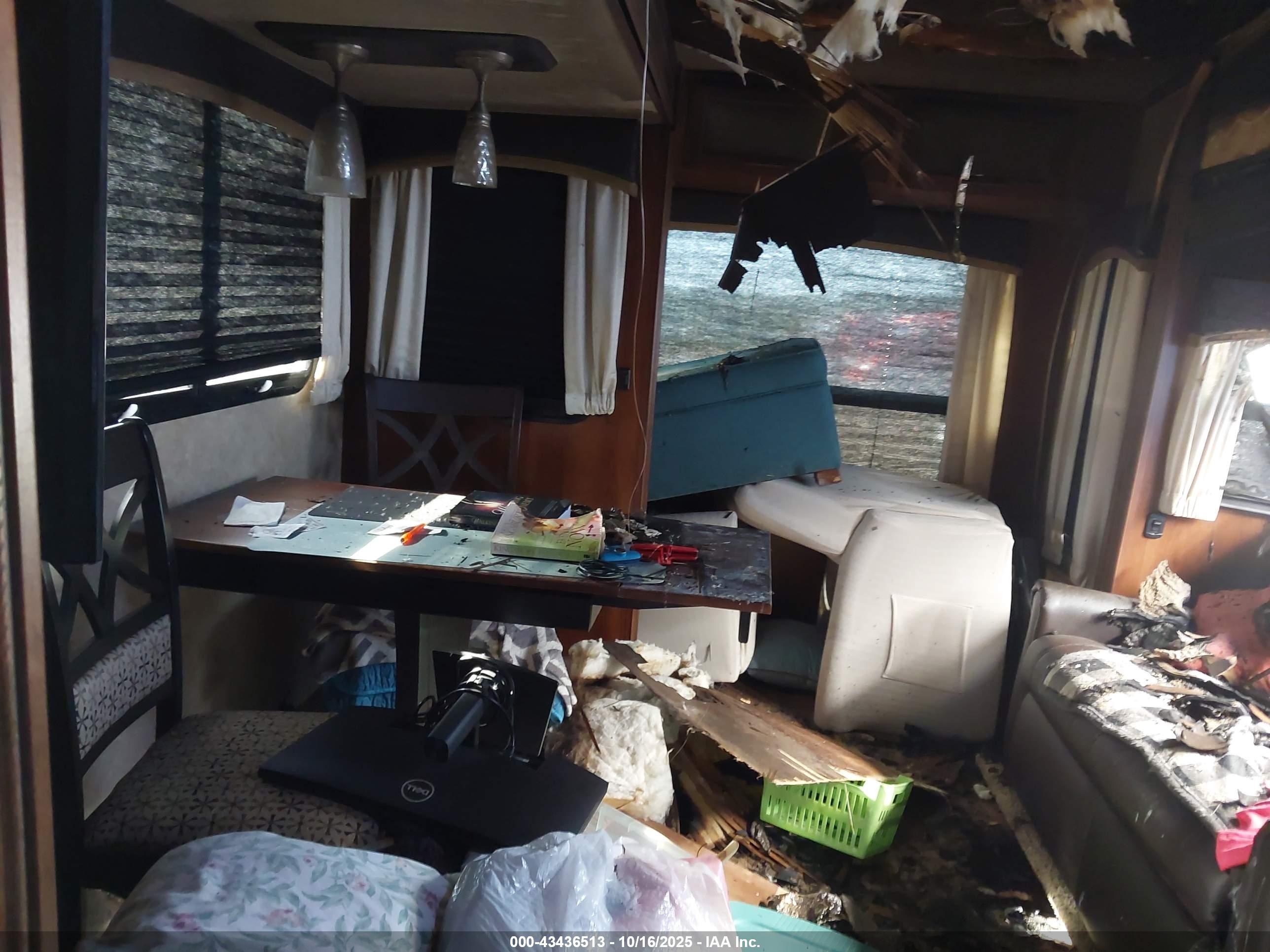 JAYCO EAGLE image 8