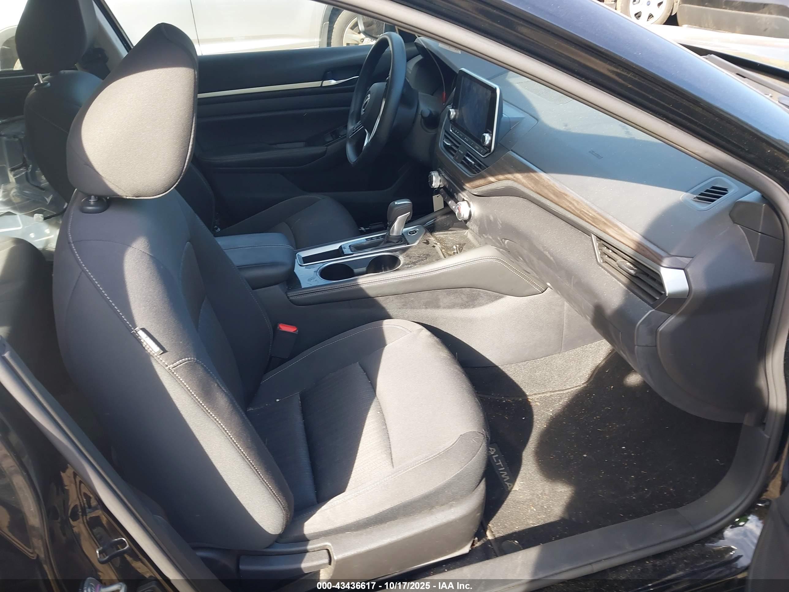 NISSAN ALTIMA image 5