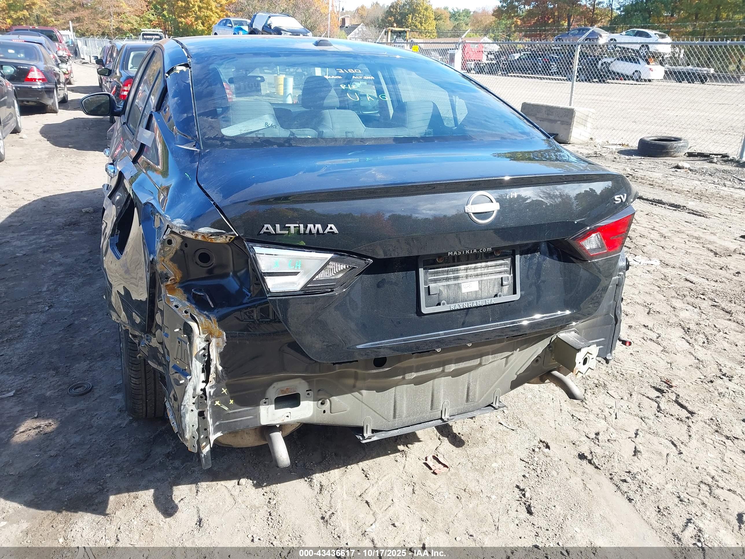 NISSAN ALTIMA image 6