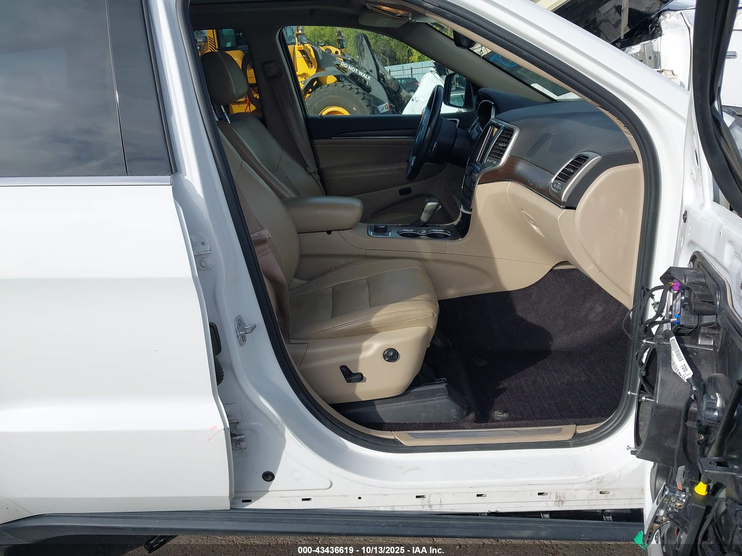 JEEP GRAND image 5