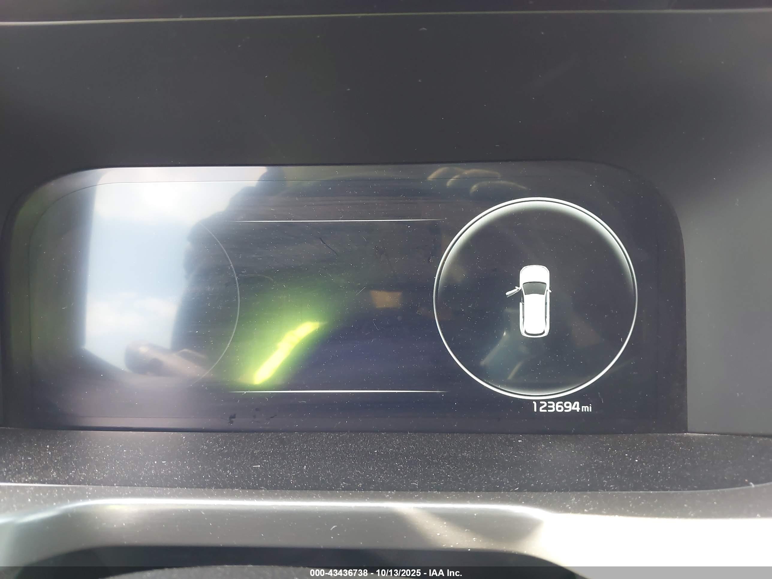 KIA SORENTO image 7