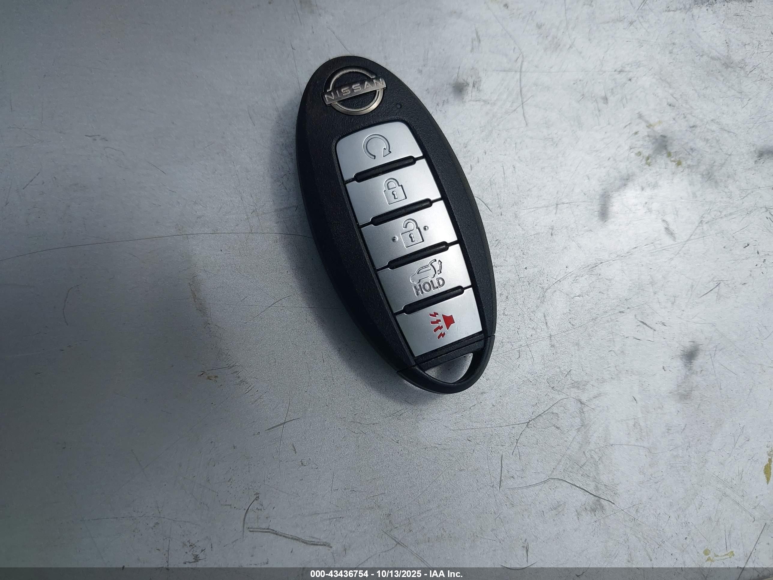 NISSAN PATHFINDER image 11