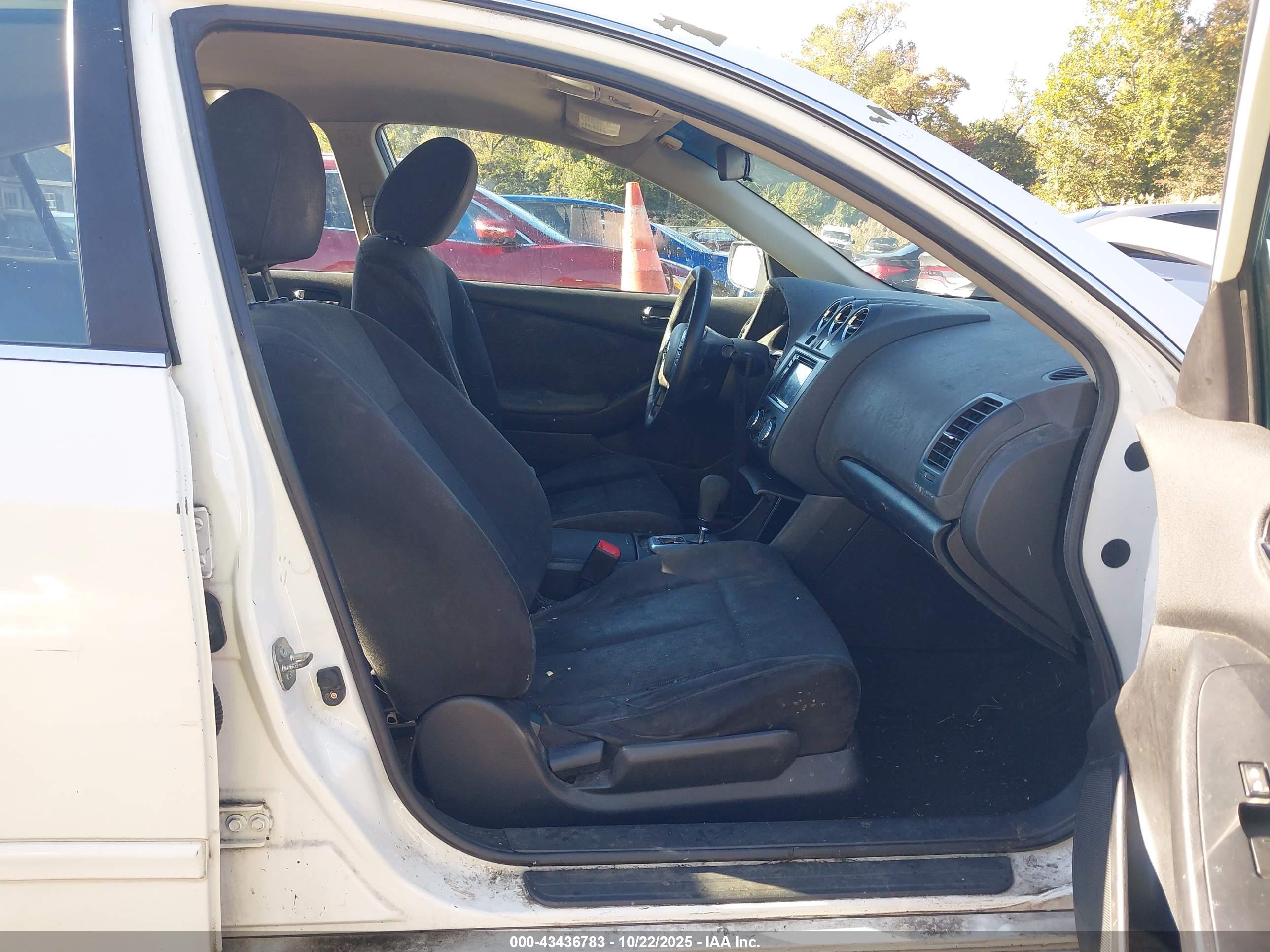 NISSAN ALTIMA image 5