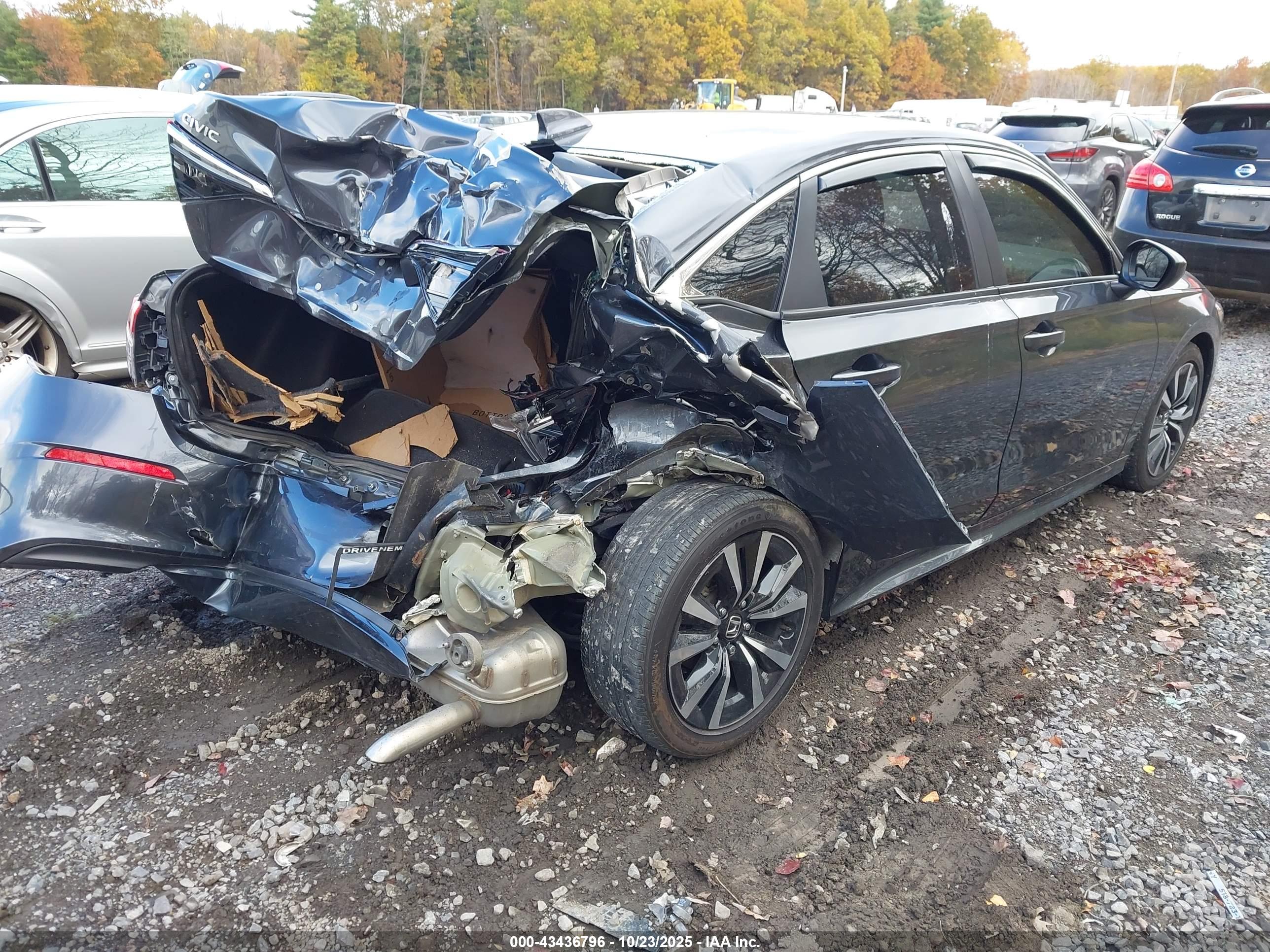HONDA CIVIC image 4