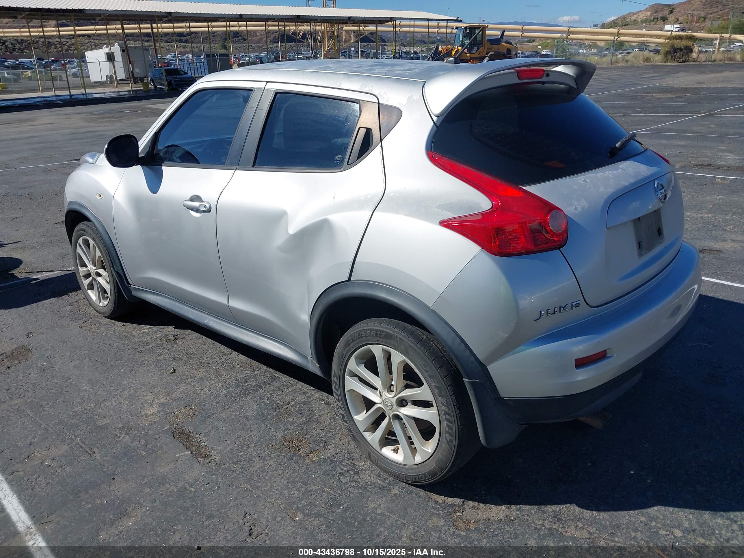 NISSAN JUKE image 3
