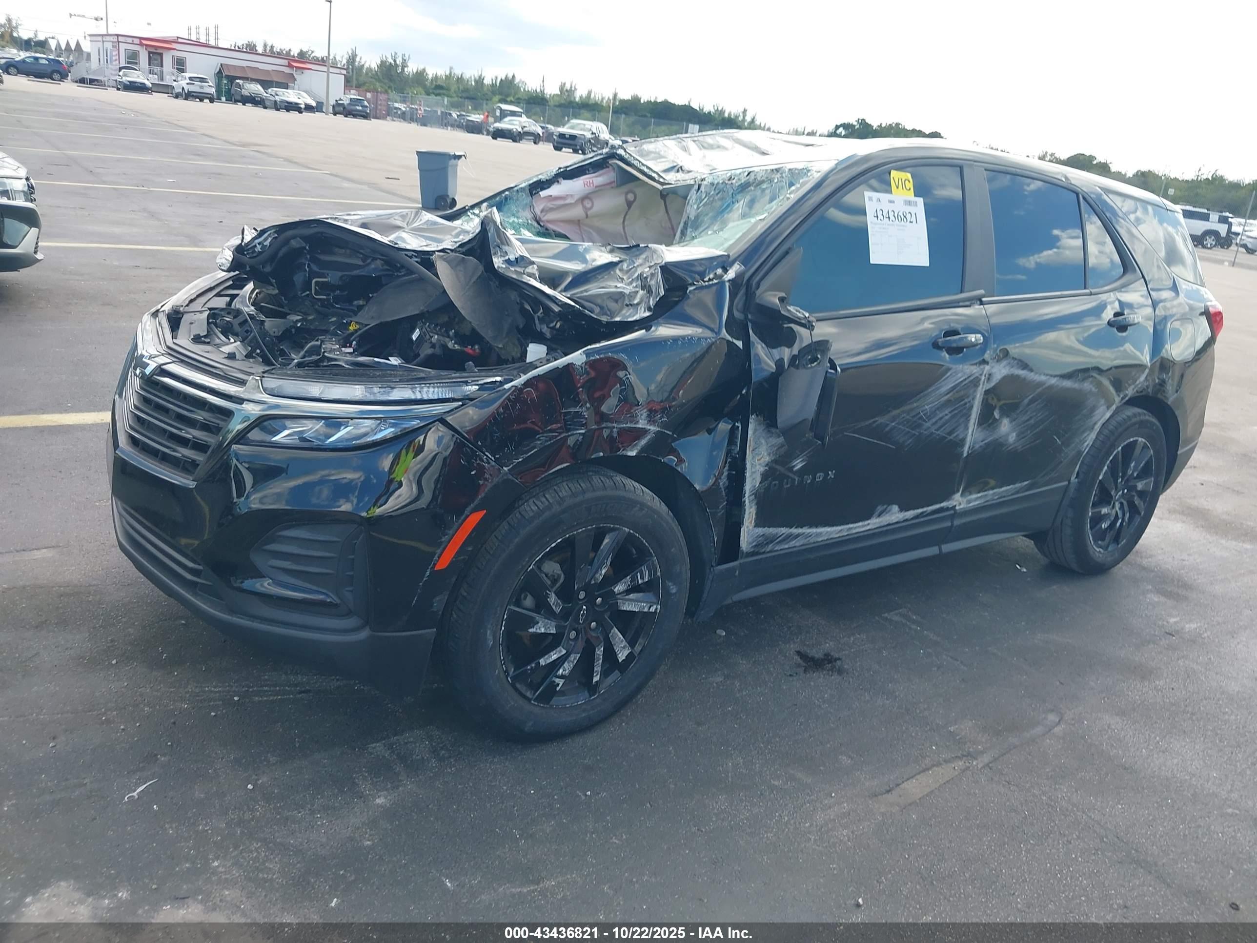 CHEVROLET EQUINOX image 2